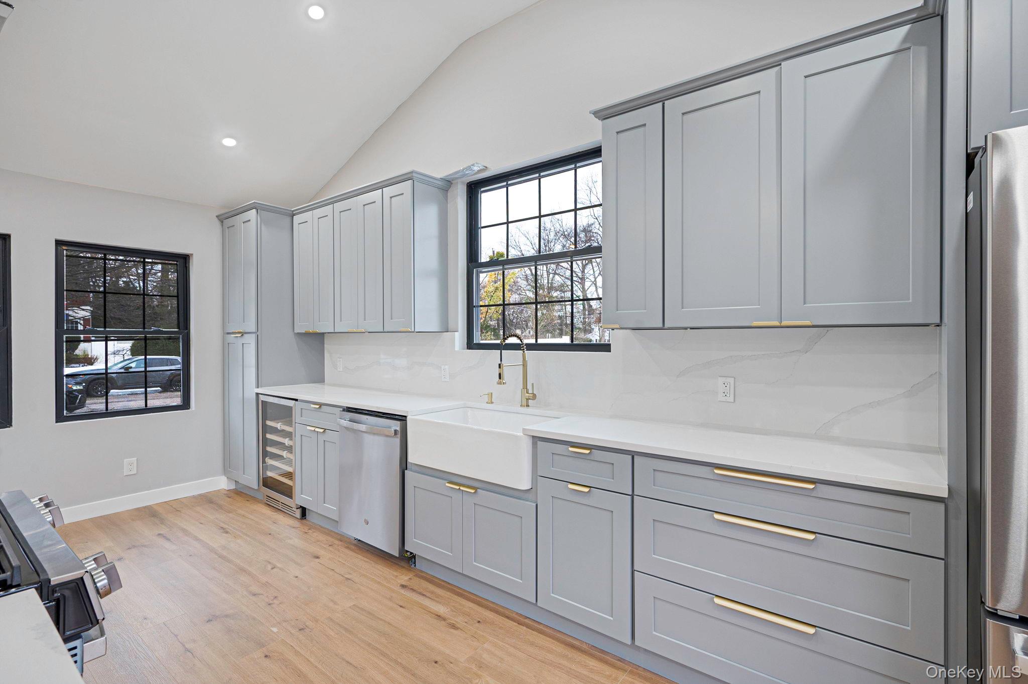 #10 photo, 200 Evans Avenue, 롱 아일랜드 Freeport , NY 11520