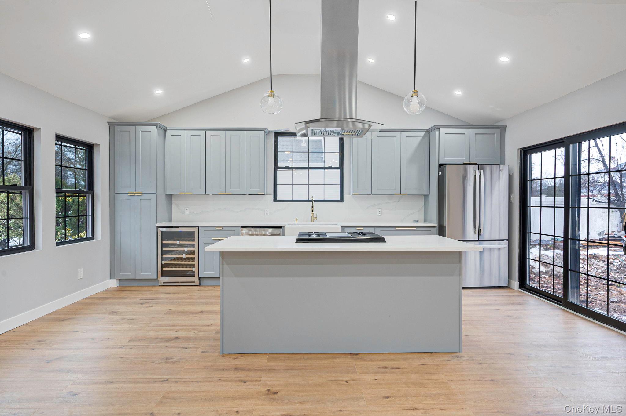 #8 photo, 200 Evans Avenue, 롱 아일랜드 Freeport , NY 11520