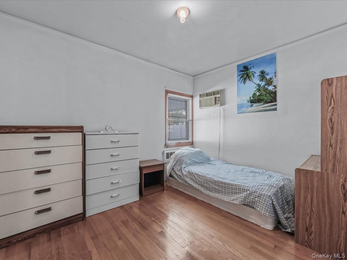 #12 photo, 38 Leslie Lane, ناسو New Hyde Park , NY 11040