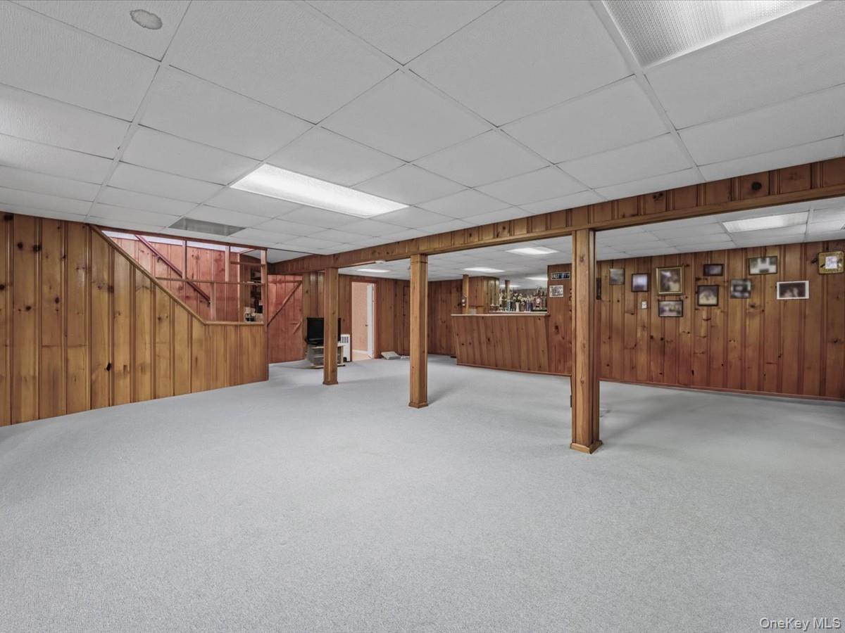 #19 photo, 38 Leslie Lane, ناسو New Hyde Park , NY 11040