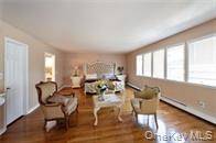 #13 photo, 17 Mowbray Ave, সাফোক কাউন্টি Bayshore , NY 11706