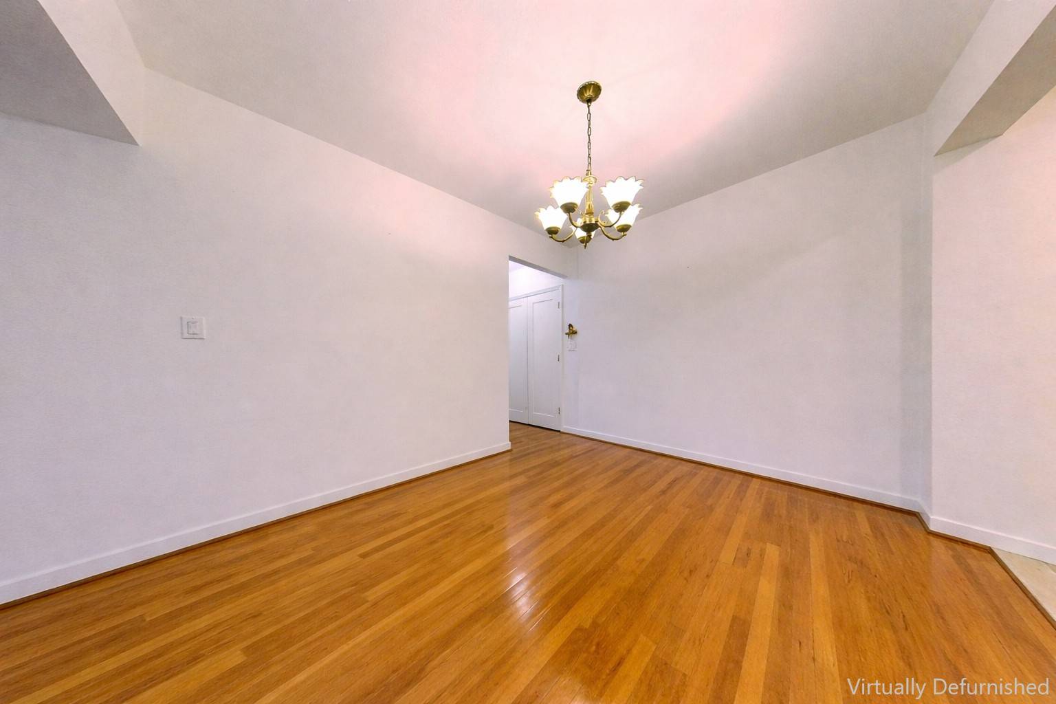 #7 photo, 2310 Ocean Pkwy, #2B, 브루클린 Gravesend , NY 11223