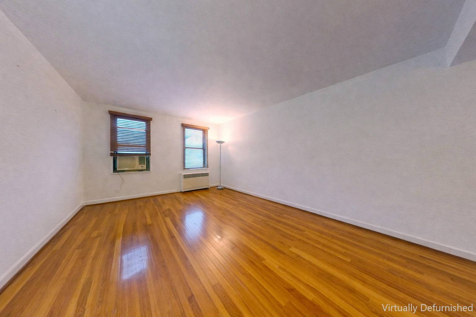 #8 photo, 2310 Ocean Pkwy, #2B, 브루클린 Gravesend , NY 11223