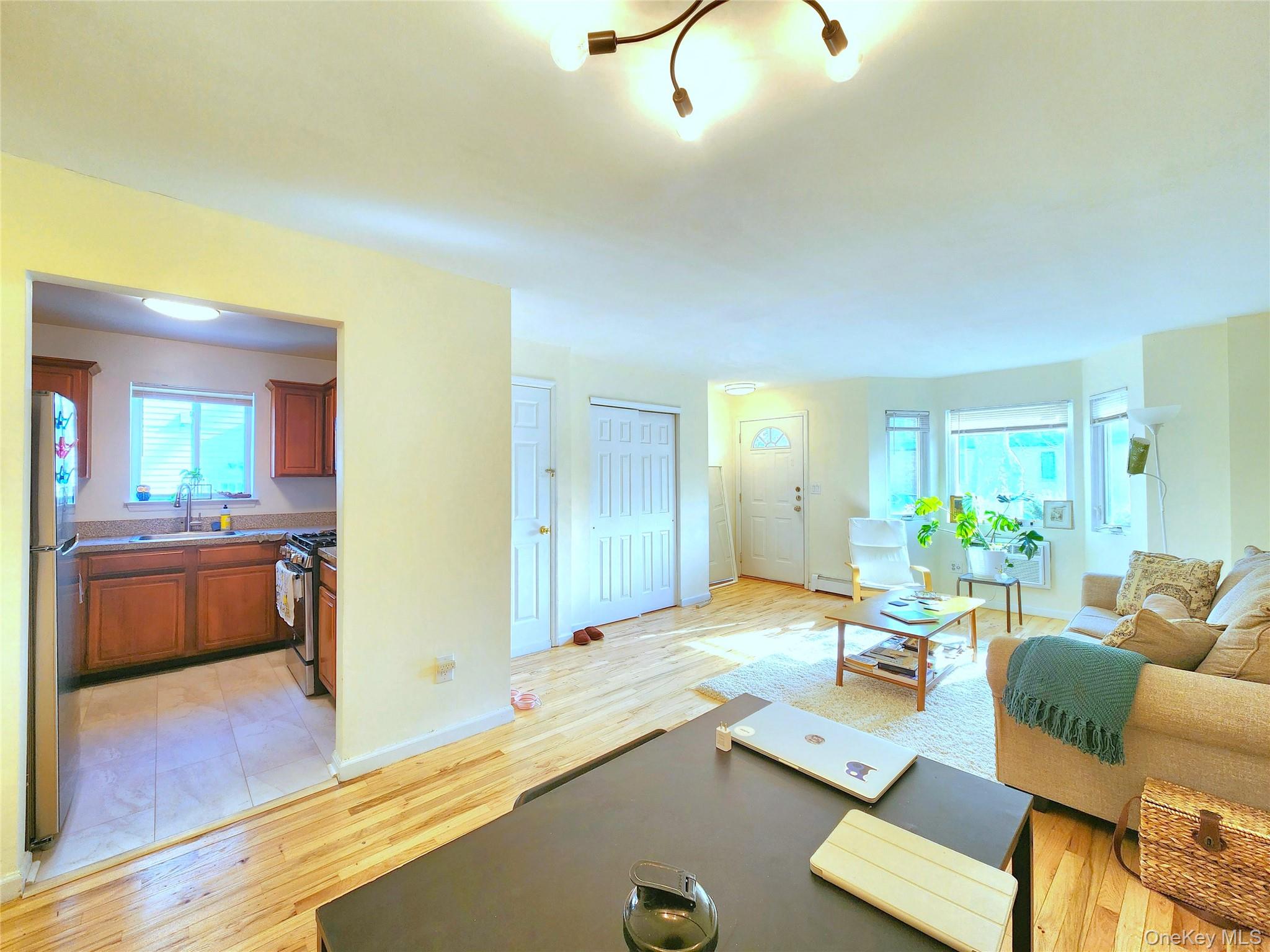 #8 photo, 93-05 91 Avenue, Woodhaven , NY 11421