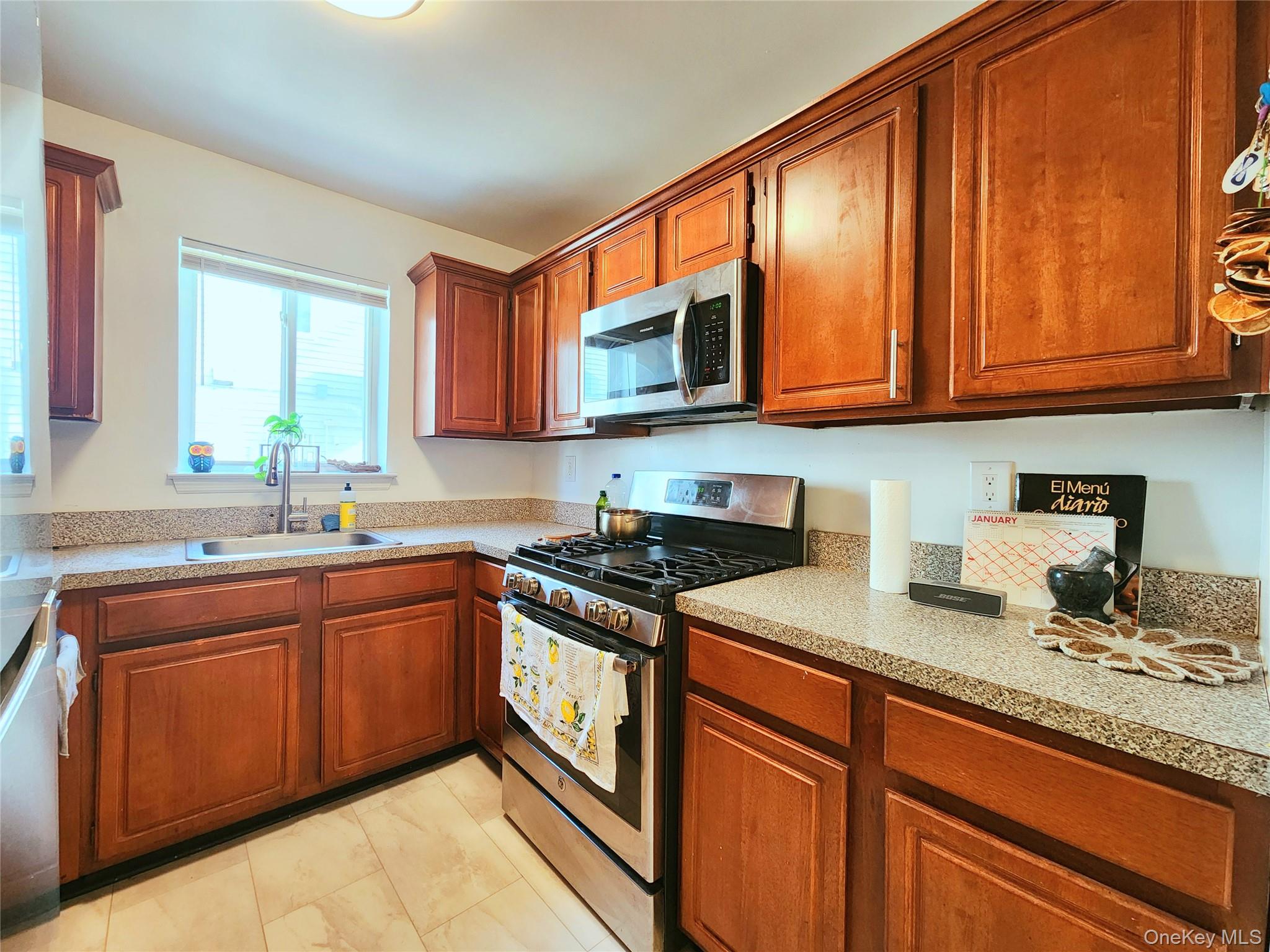 #9 photo, 93-05 91 Avenue, Woodhaven , NY 11421