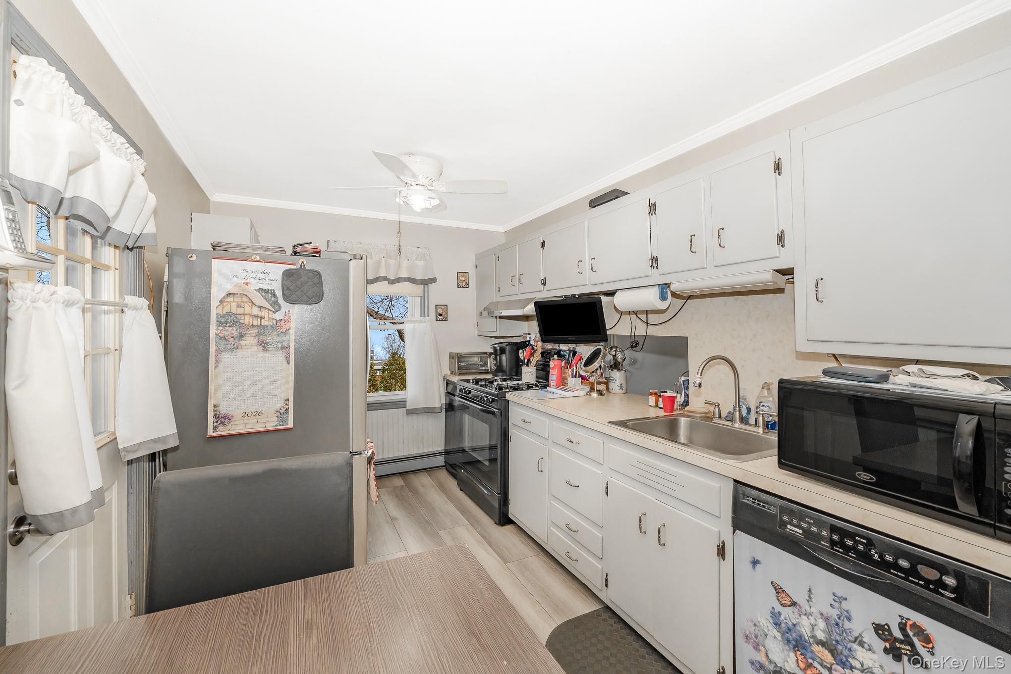 #16 photo, 3683 Hawk Road, מחוז נסאו Levittown , NY 11756