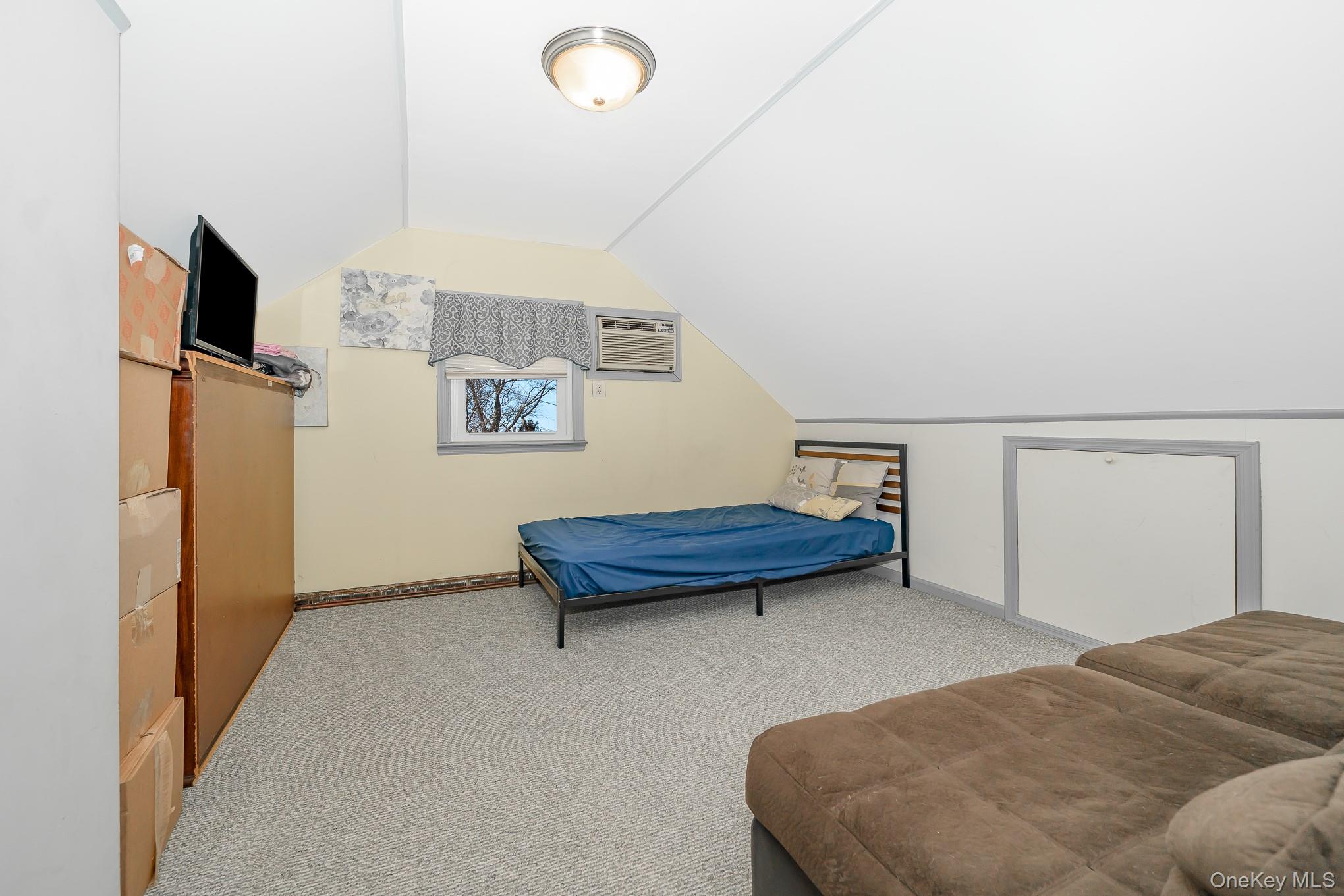 #19 photo, 3683 Hawk Road, מחוז נסאו Levittown , NY 11756