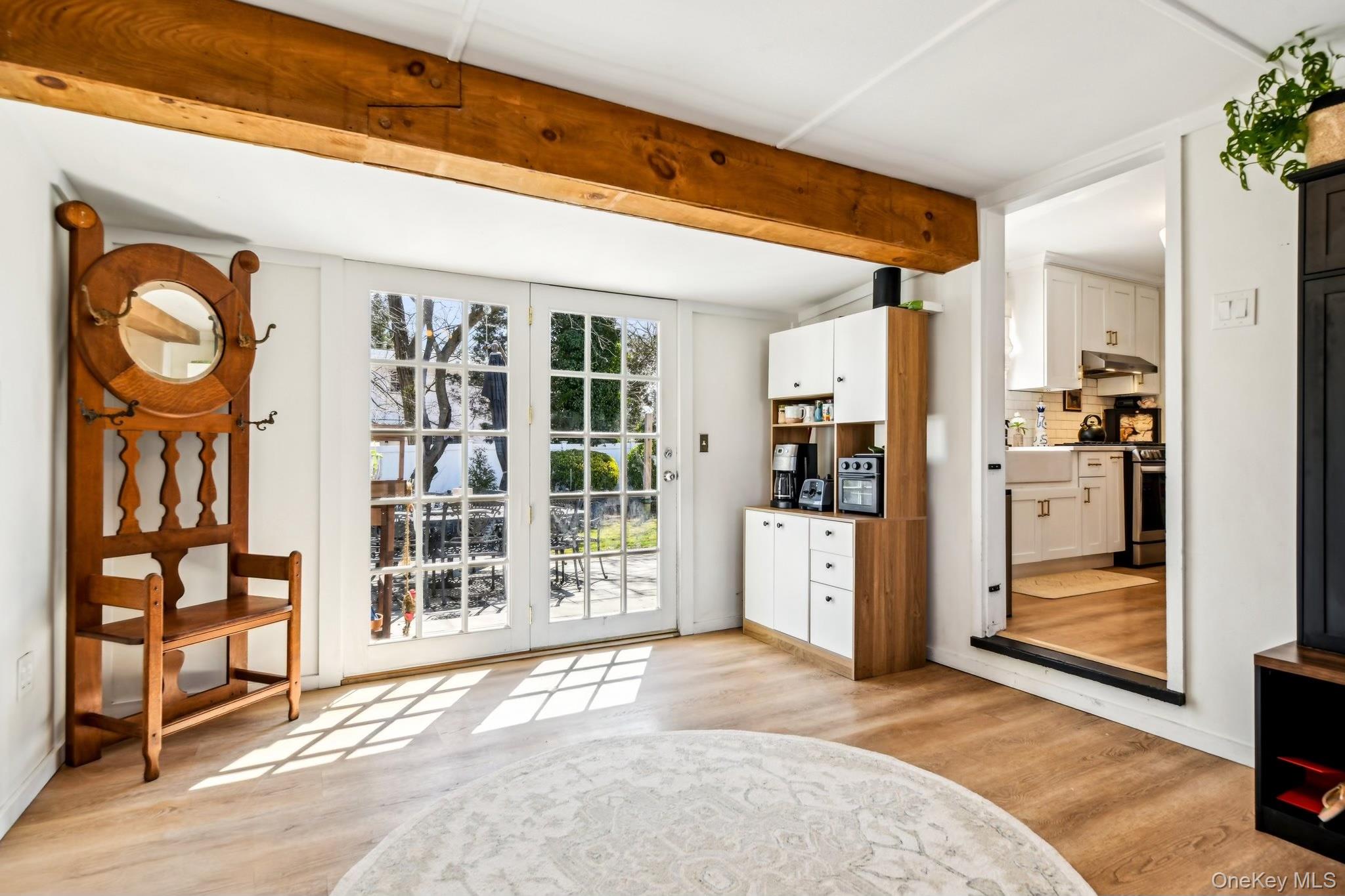 #11 photo, 4 Jeffrey Lane, Setauket , NY 11733