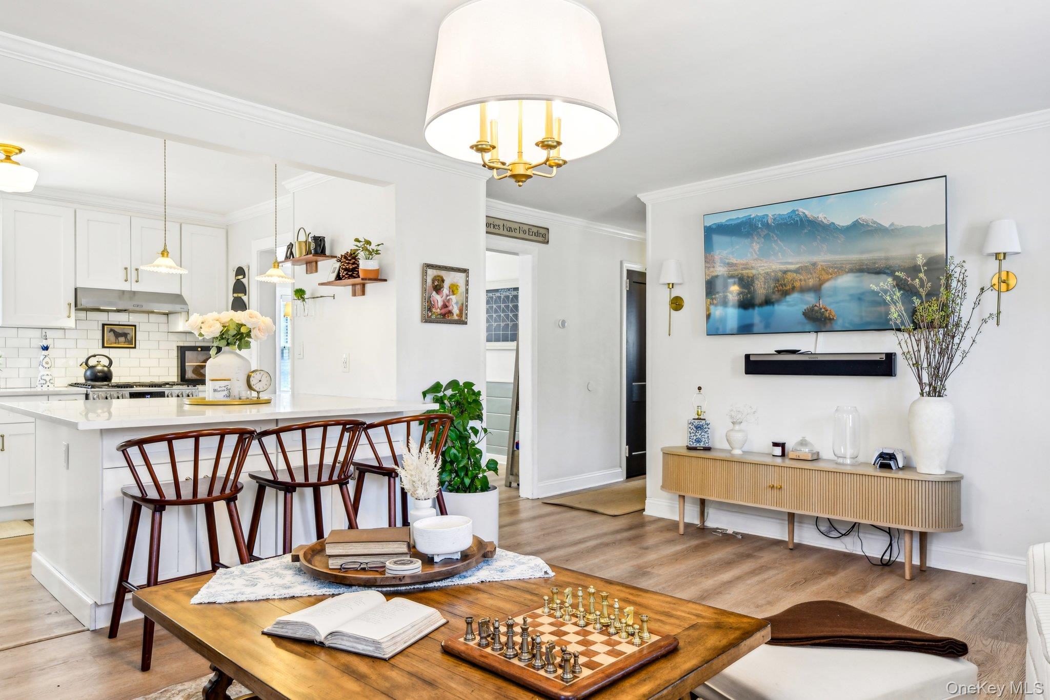 #6 photo, 4 Jeffrey Lane, Setauket , NY 11733