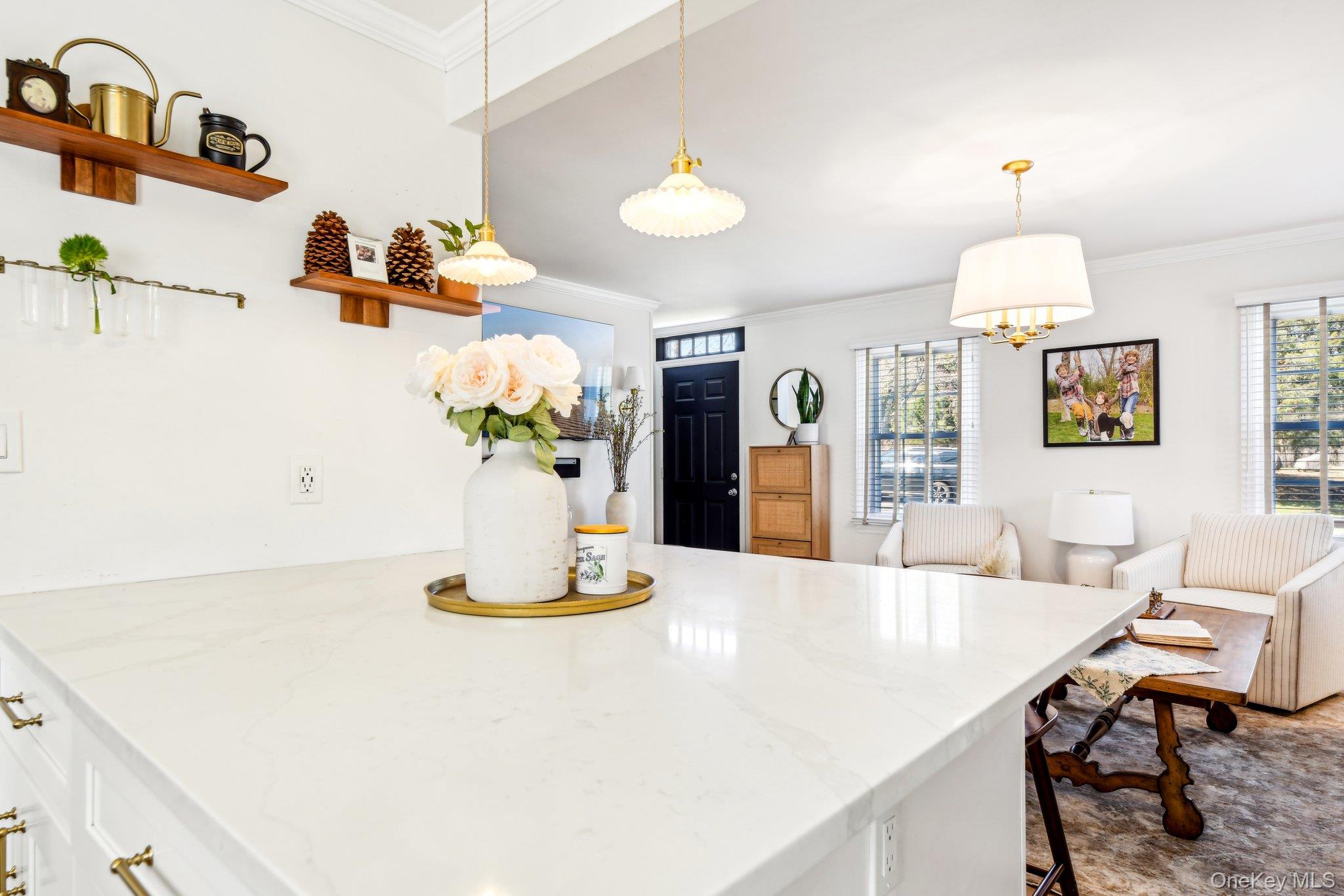 #8 photo, 4 Jeffrey Lane, Setauket , NY 11733