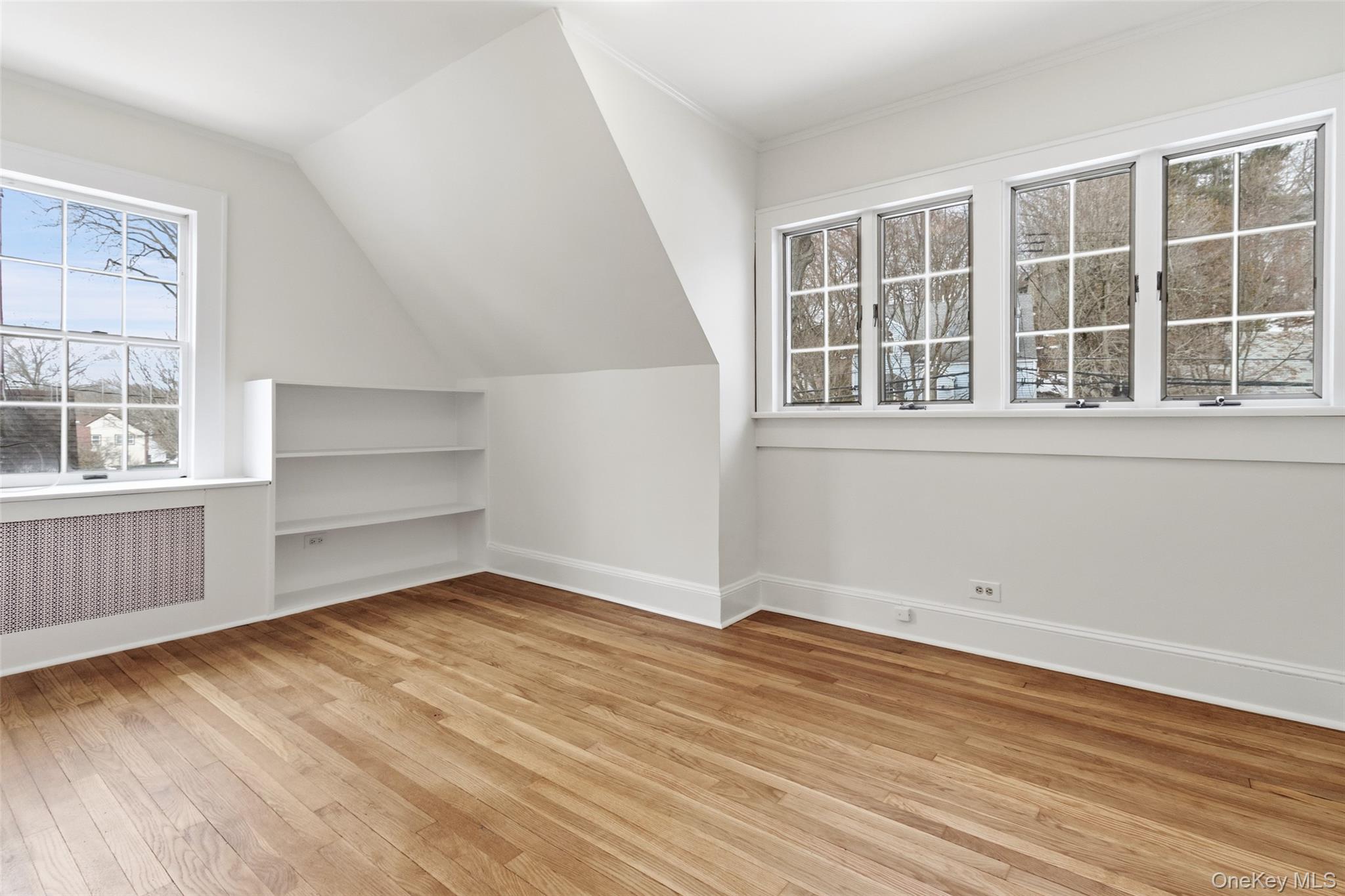 #20 photo, 23 Garretson Road, White Plains , NY 10604