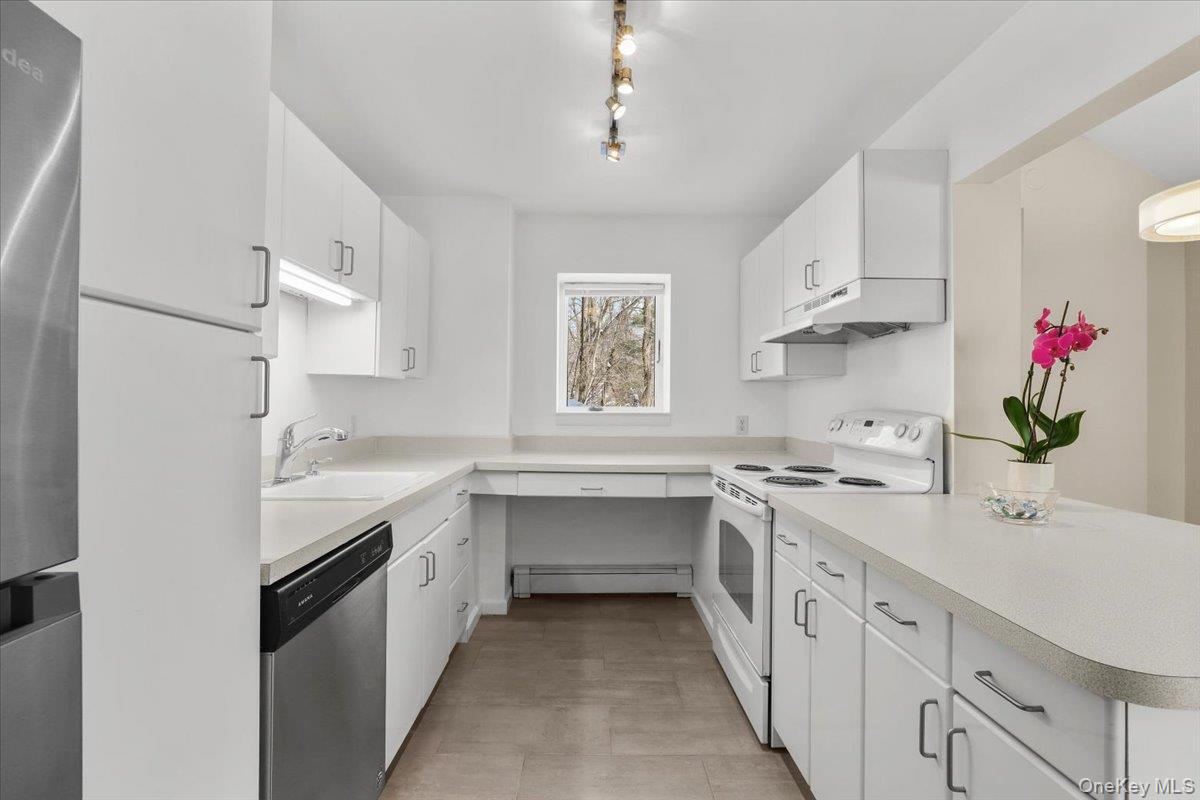 #5 photo, 1265 N Ridge Road, Shrub Oak , NY 10588