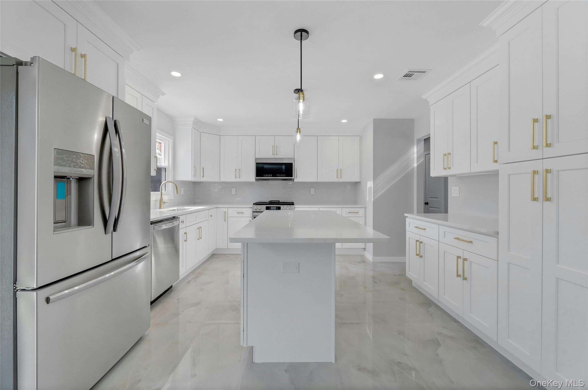 #11 photo, 10 Roman Acres Drive, Garnerville , NY 10923