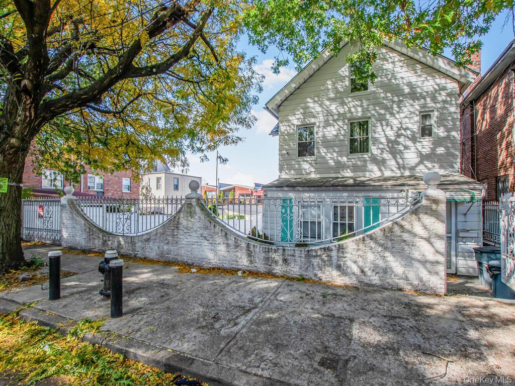 #1 photo, 4613 Carpenter Avenue, Bronx , NY 10470