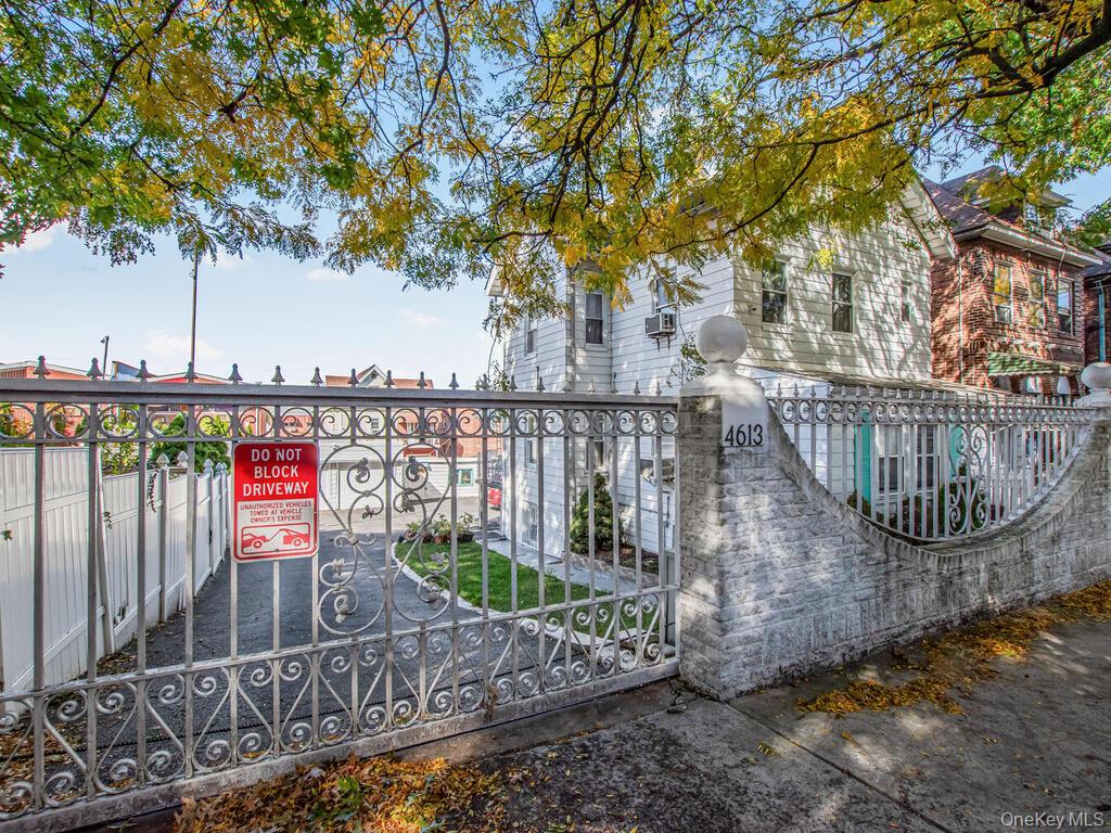 #2 photo, 4613 Carpenter Avenue, Bronx , NY 10470