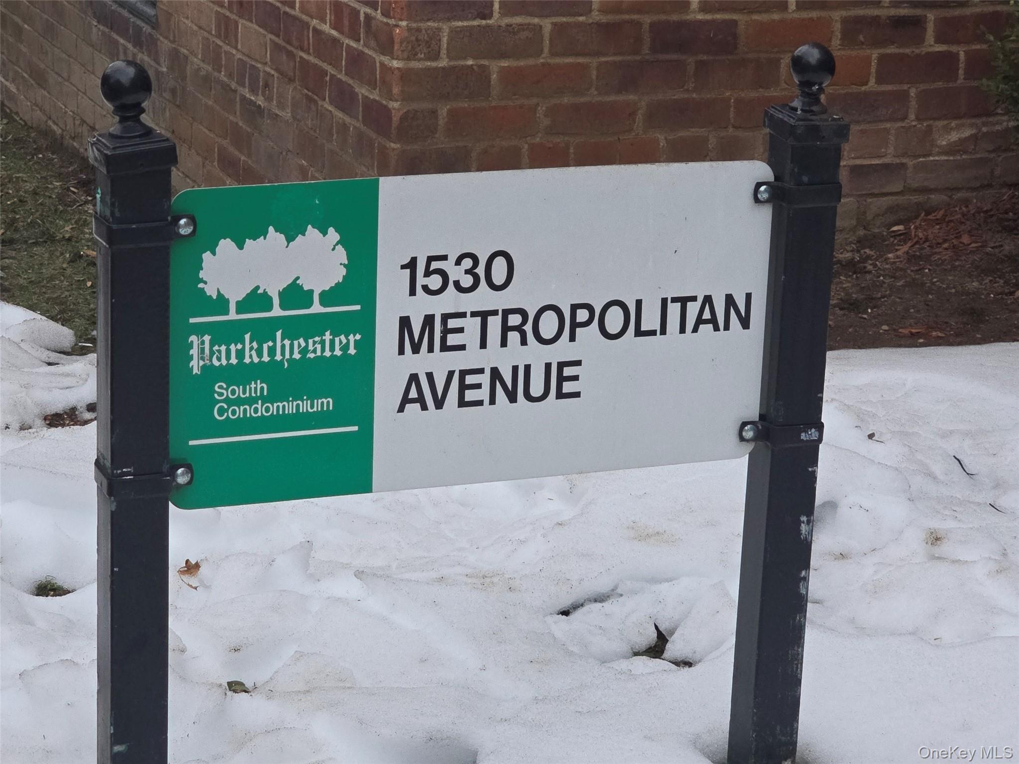 #10 photo, 1530 Metropolitan Avenue, Bronx , NY 10462