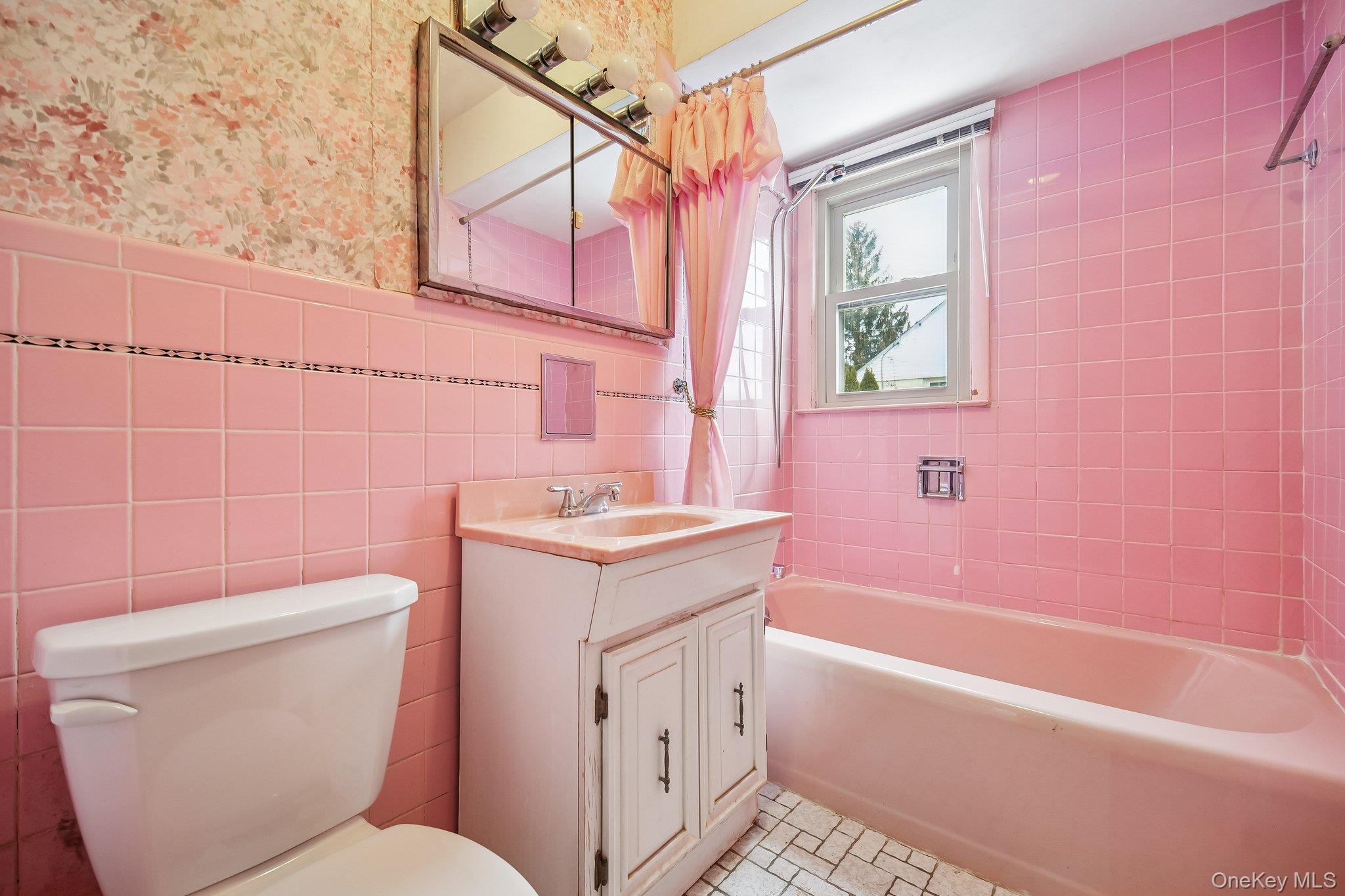 #18 photo, 510 Highview Avenue, Pearl River , NY 10965