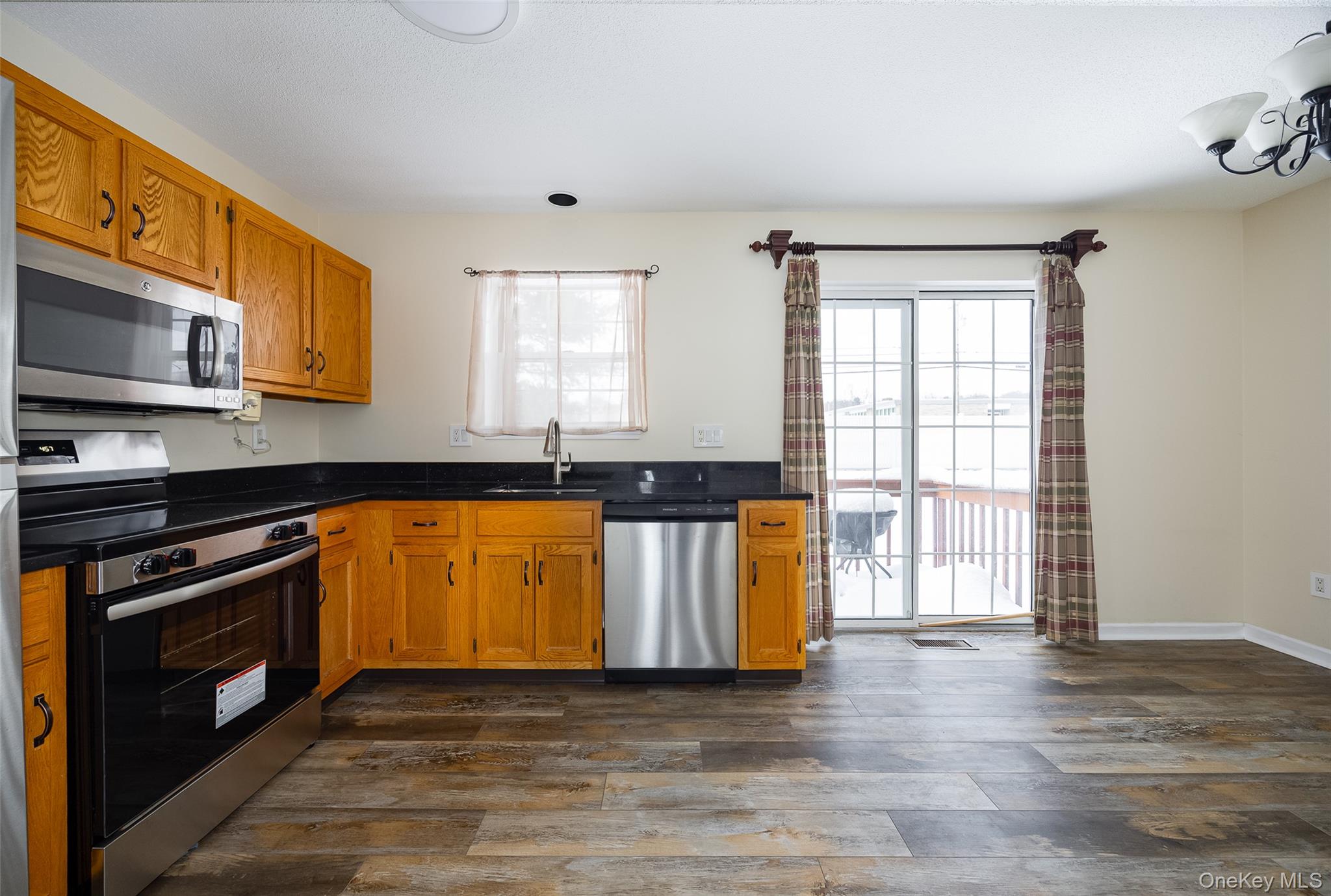 #4 photo, 124 Elmcrest Drive, Fishkill , NY 12524