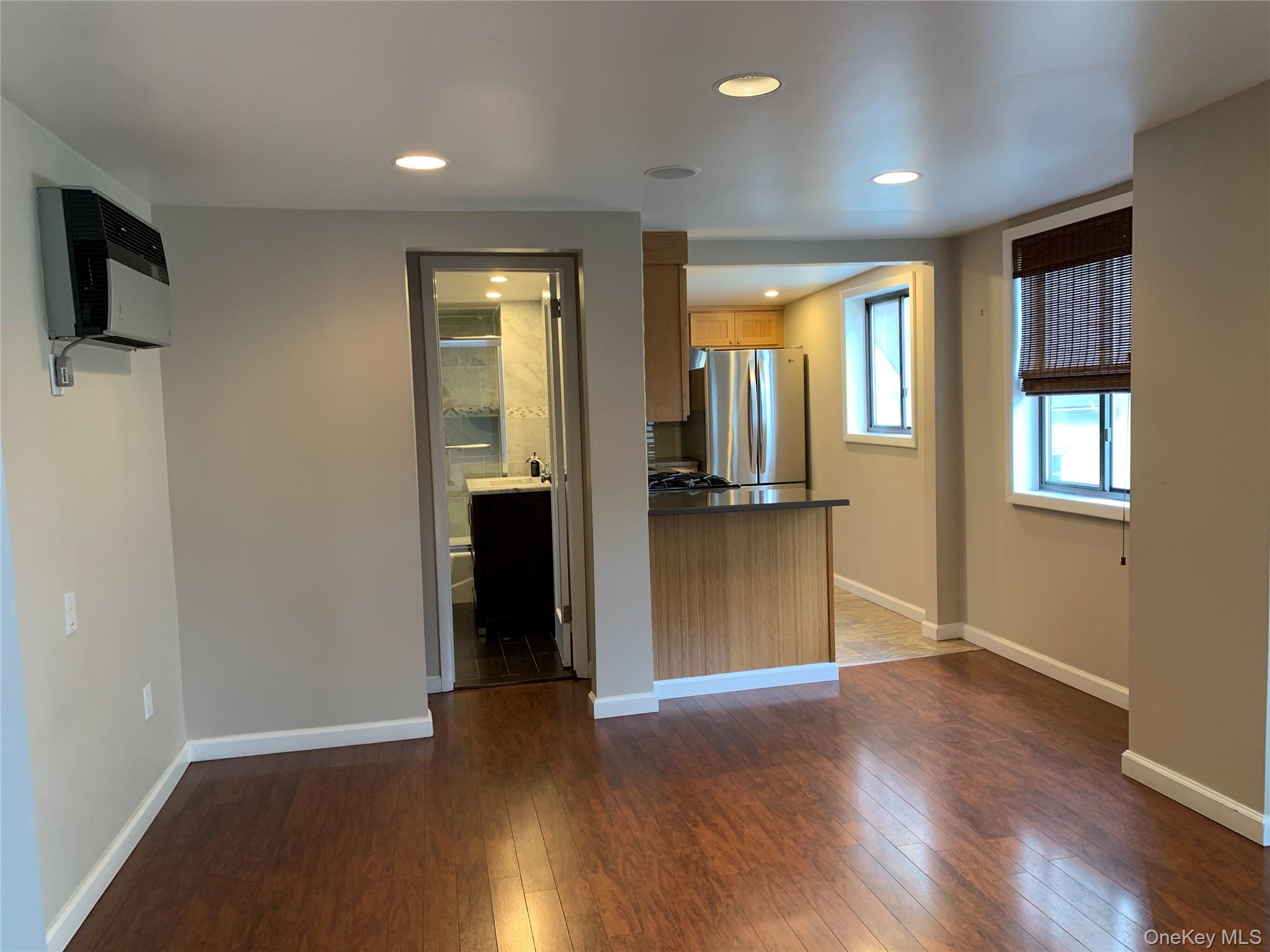 #3 photo, 19 Franklin Avenue, 뉴욕주 New Rochelle , NY 10805