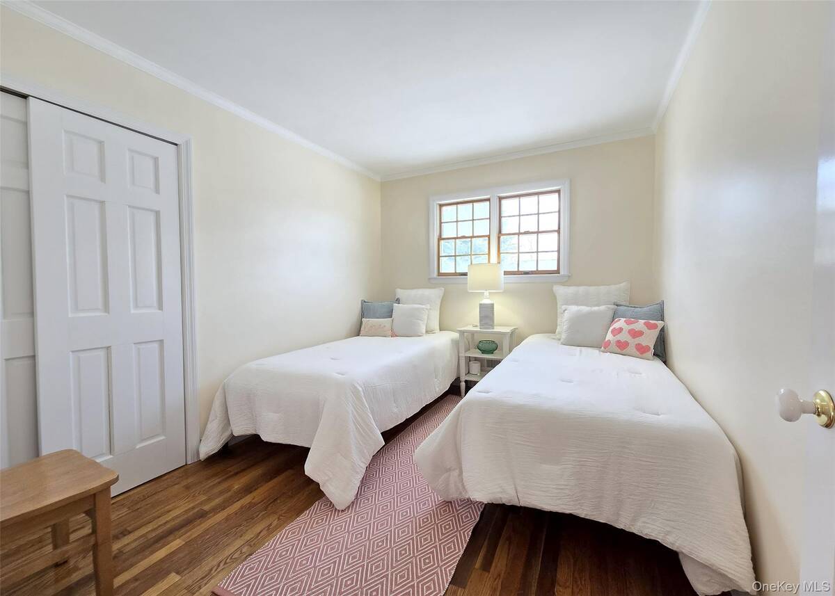 #14 photo, 165 Edgewater Avenue, Bayport , NY 11705