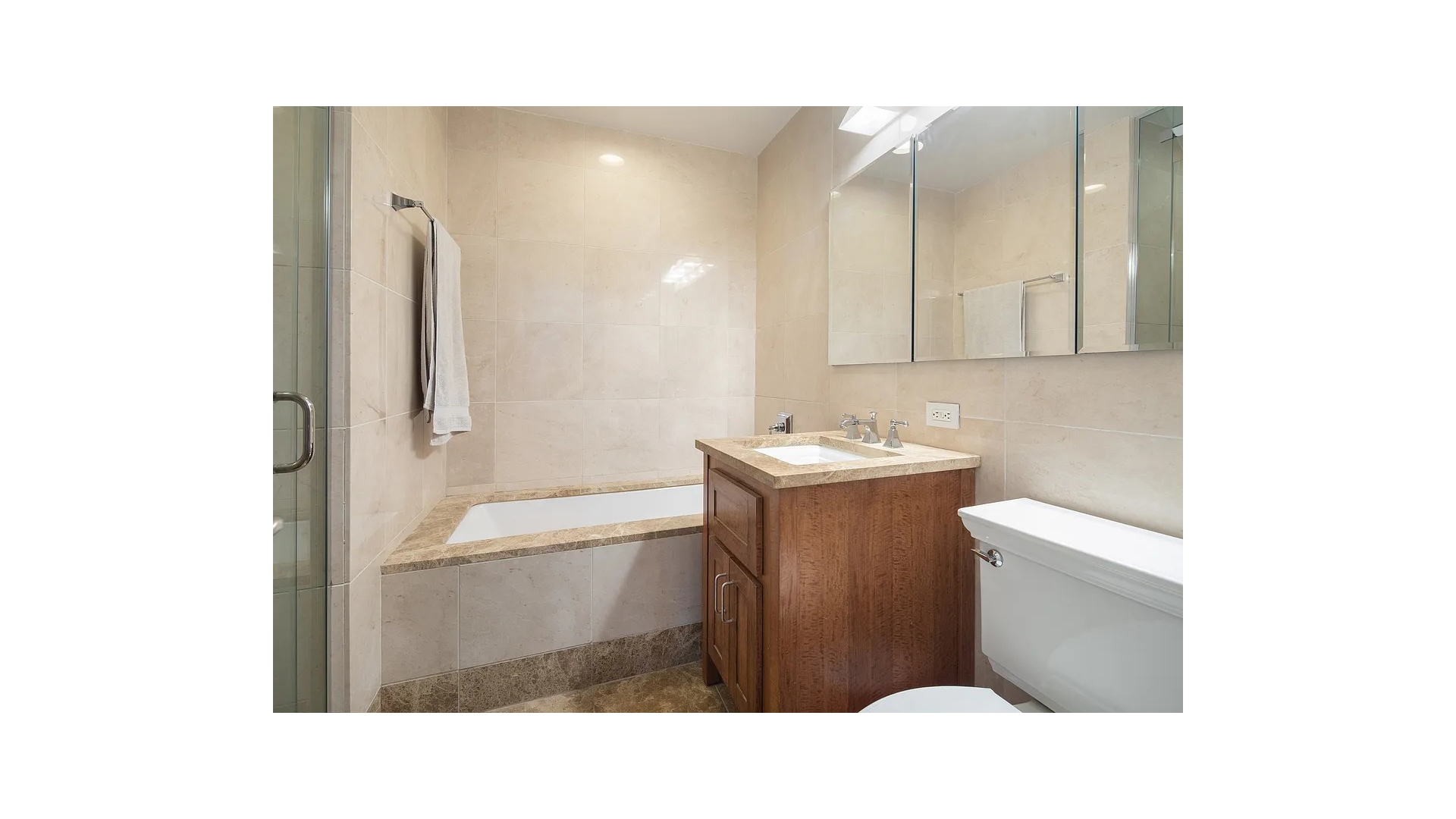 #9 photo, 45 PARK Avenue, 맨해튼 Murray Hill , NY 10016