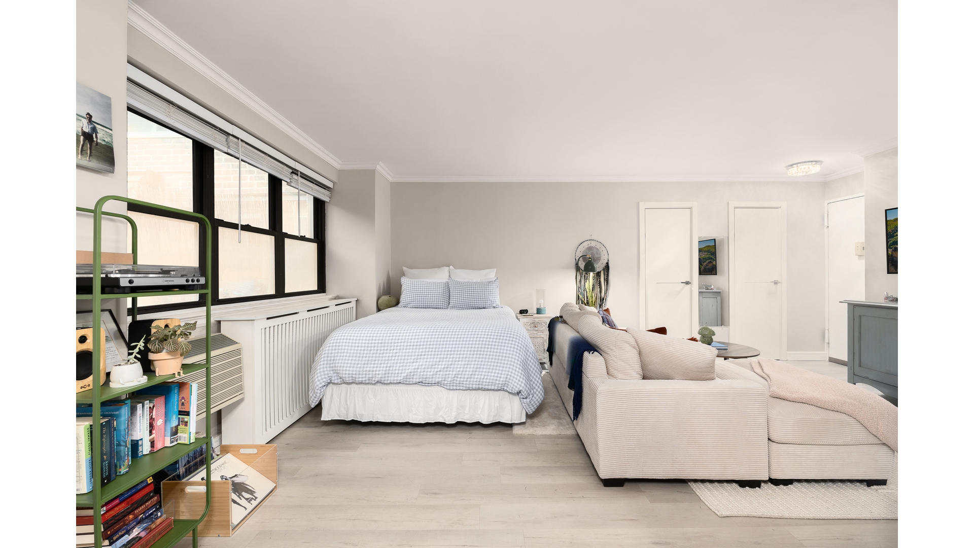 #6 photo, 301 E 63RD Street, Lenox Hill , NY 10065