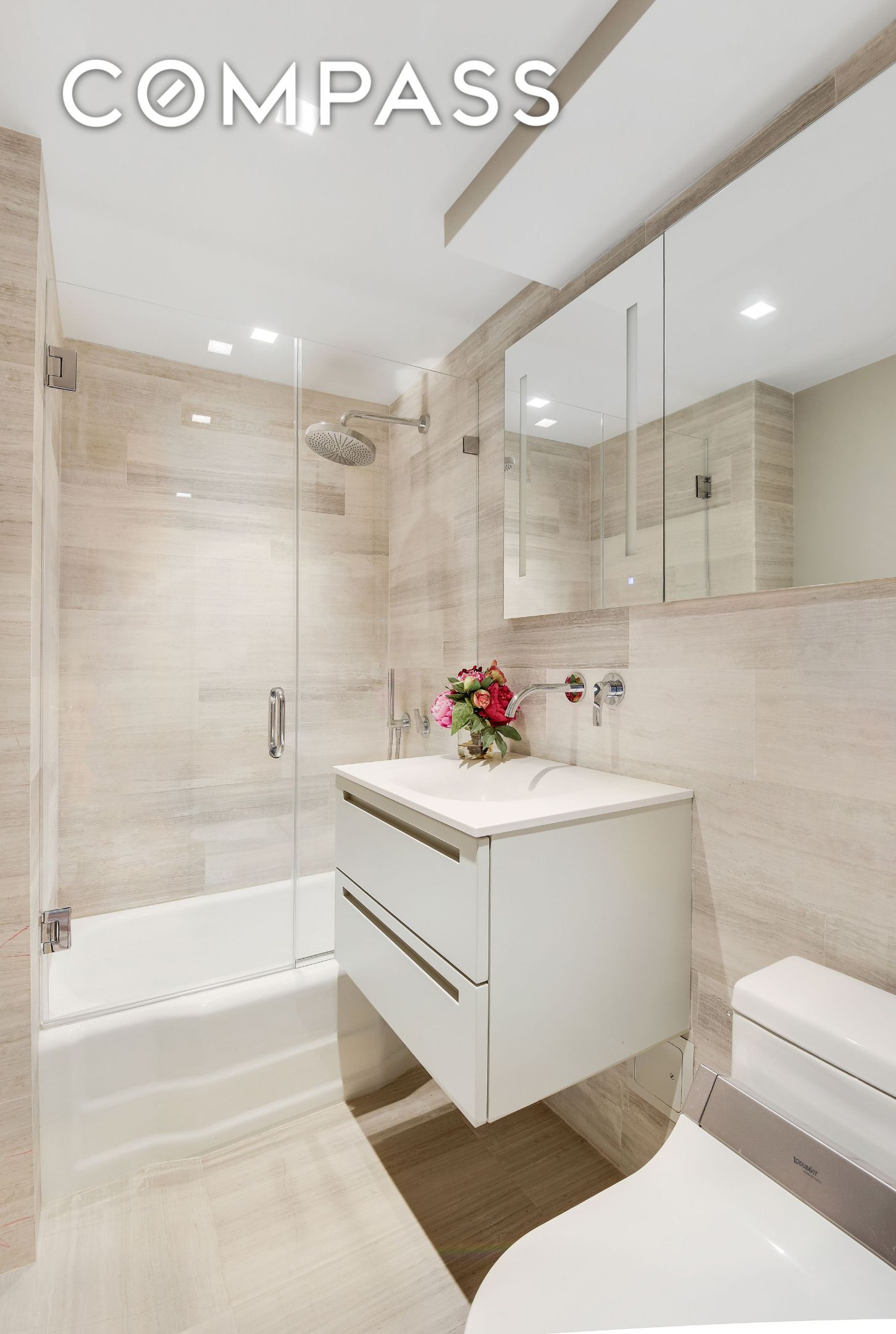 #12 photo, 200 Central Park S, 맨해튼 Central Park South , NY 10019