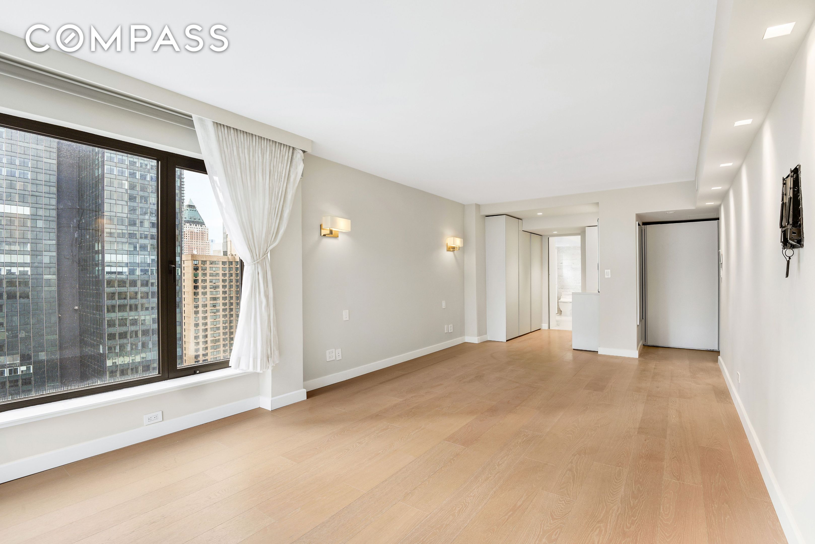 #20 photo, 200 Central Park S, 맨해튼 Central Park South , NY 10019