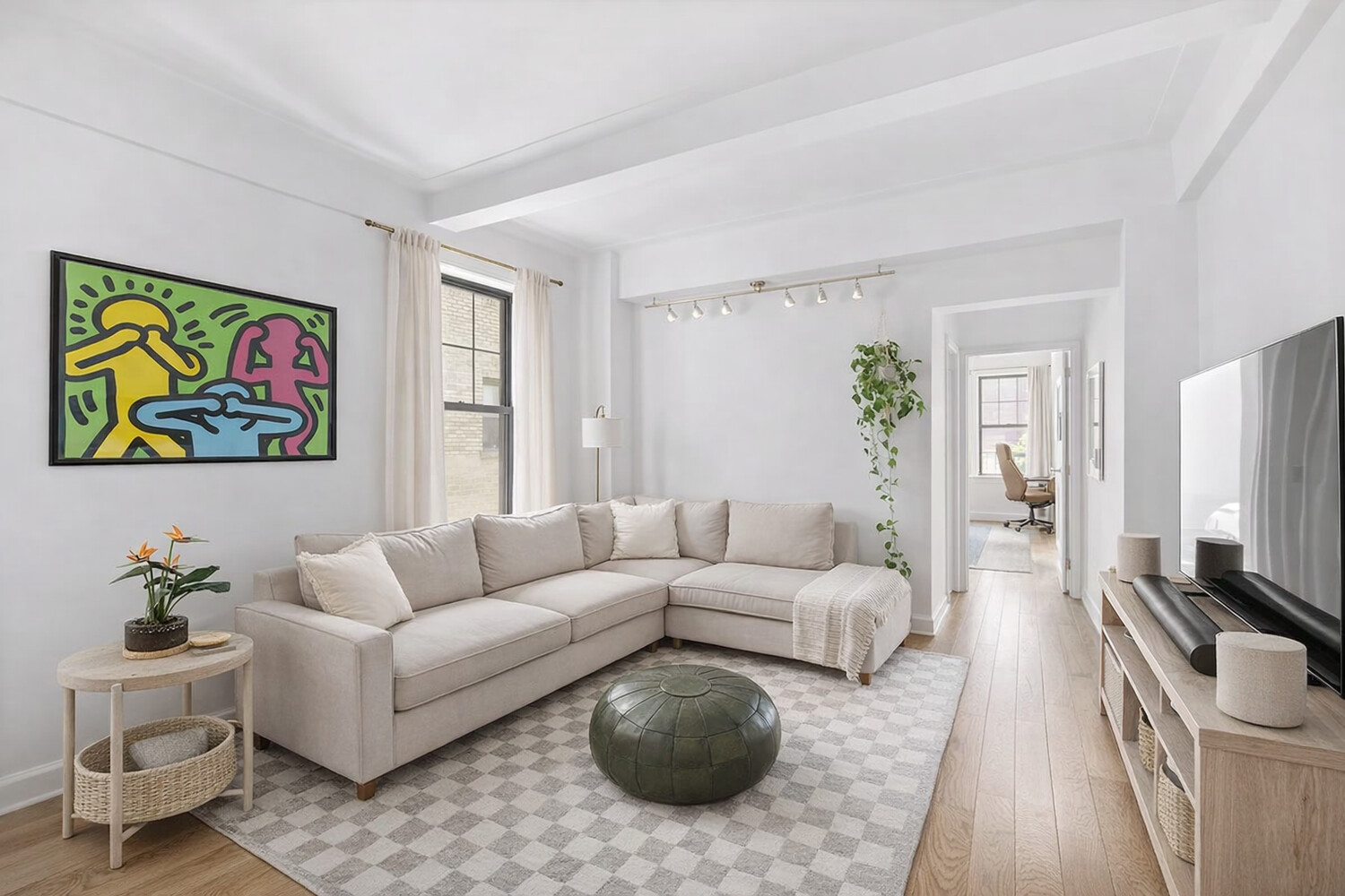 #3 photo, 141 E 3RD Street, 맨해튼 East Village , NY 10009