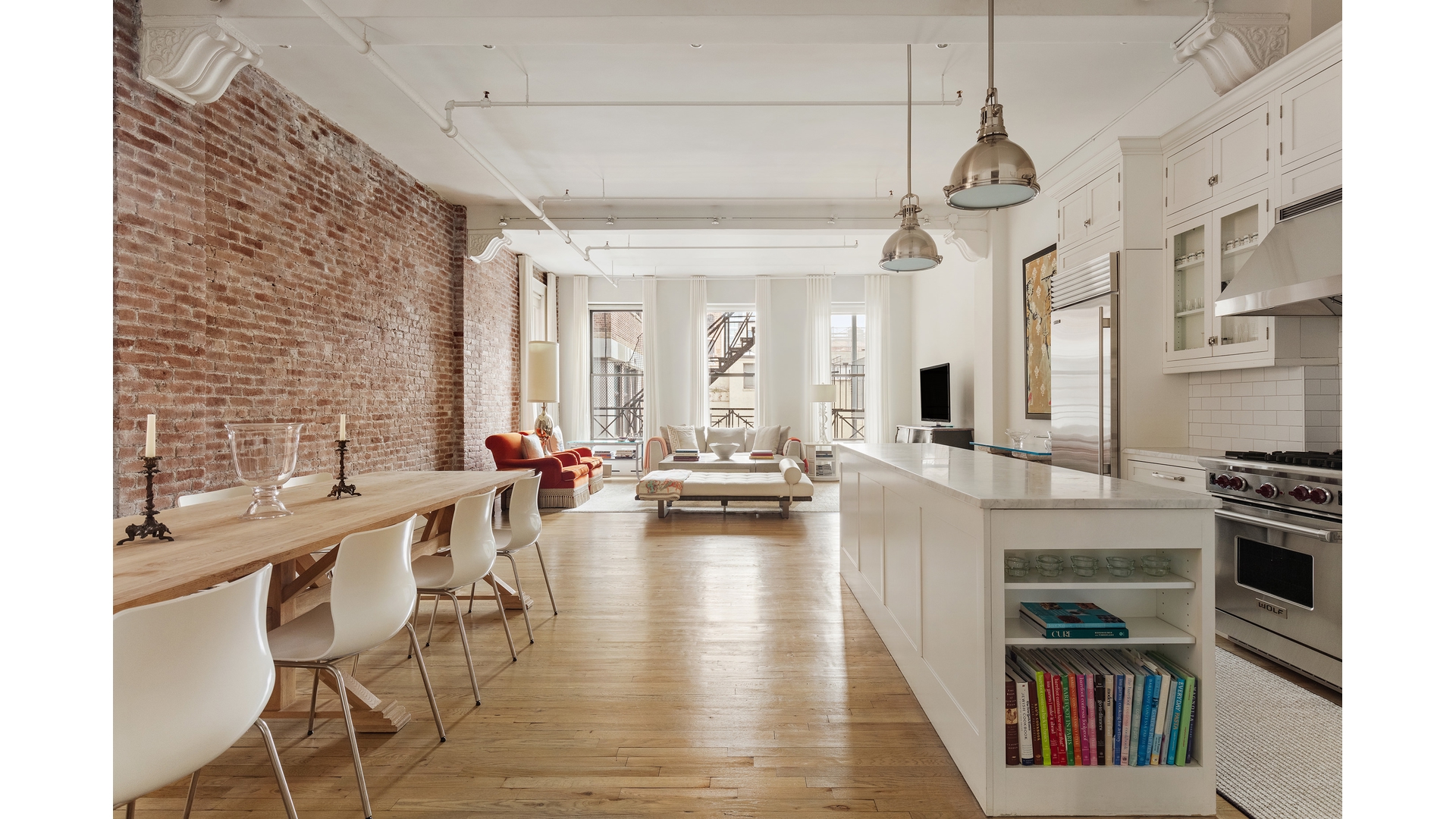 #4 photo, 722 BROADWAY, NoHo , NY 10003