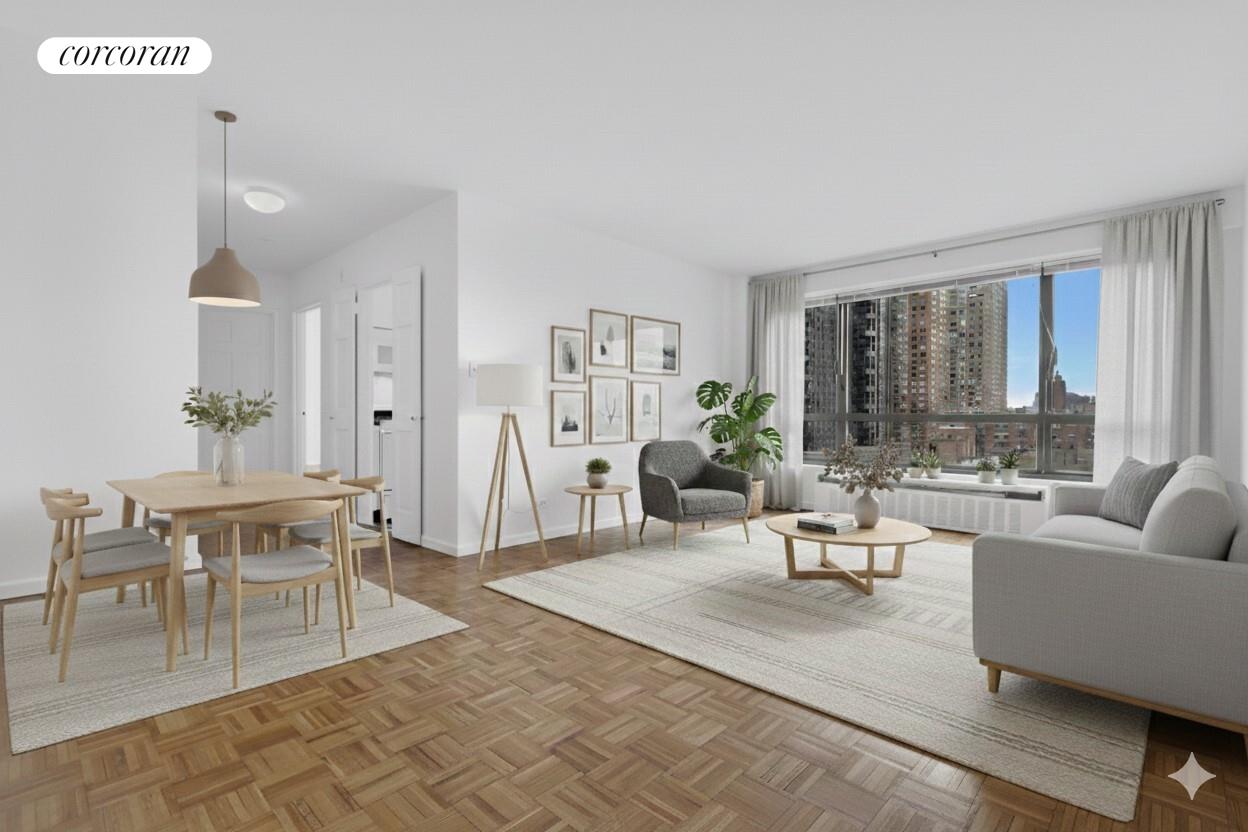 #1 photo, New York City, Yorkville , NY 10128