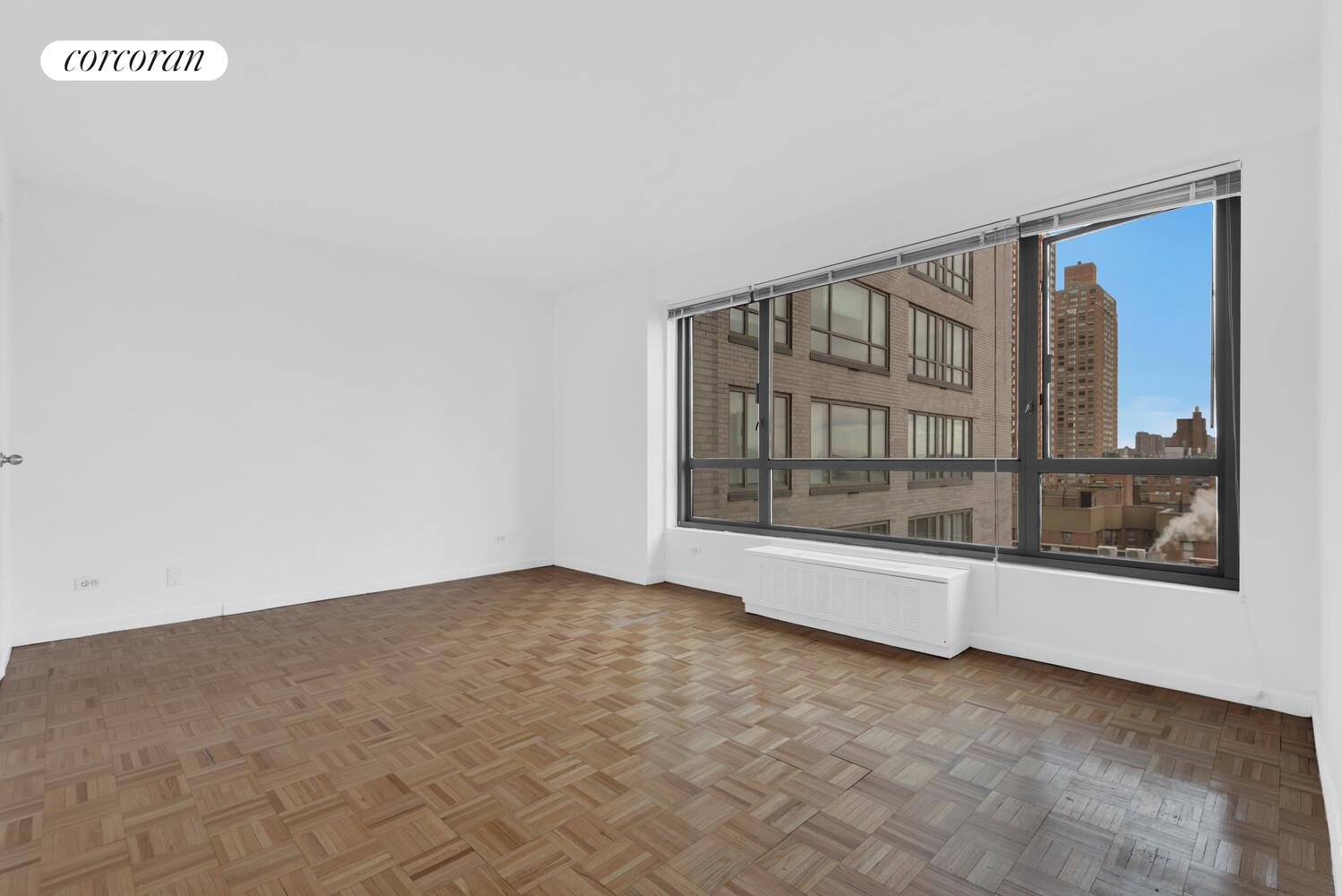 #5 photo, New York City, Yorkville , NY 10128