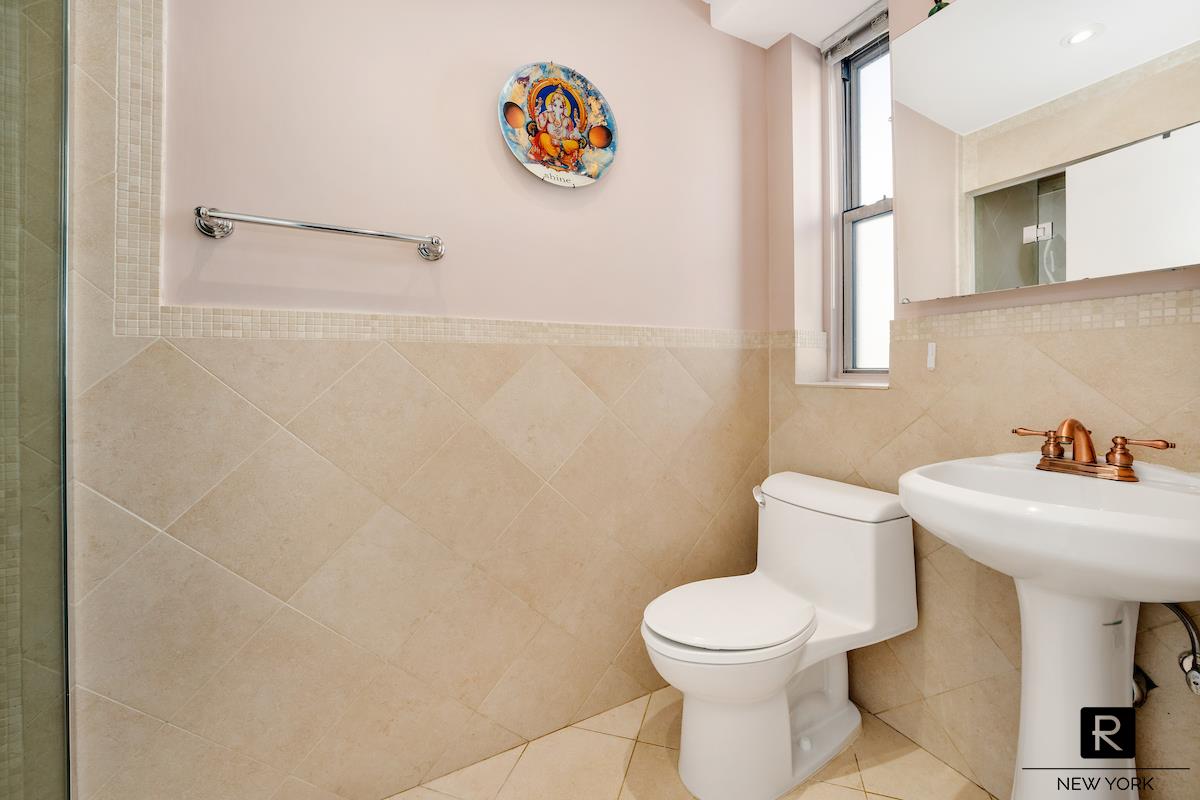 #9 photo, 251 W 98th Street, Upper West Side , NY 10025