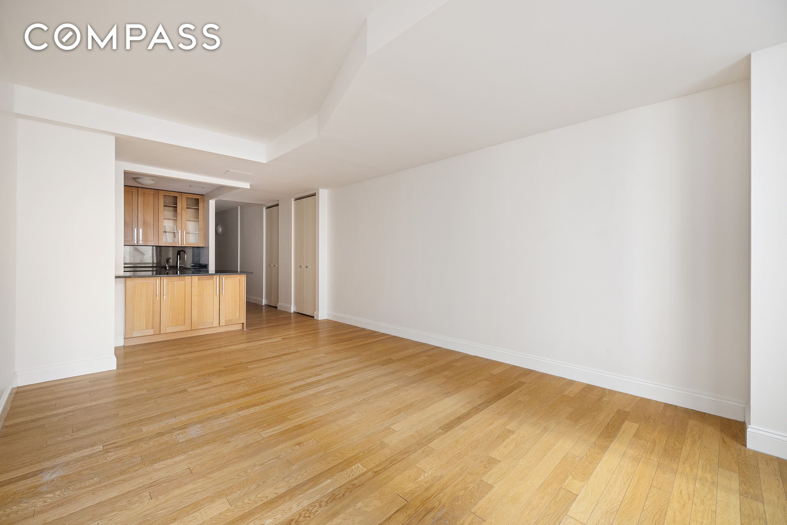 #5 photo, 88 Greenwich Street, Financial District , NY 10006