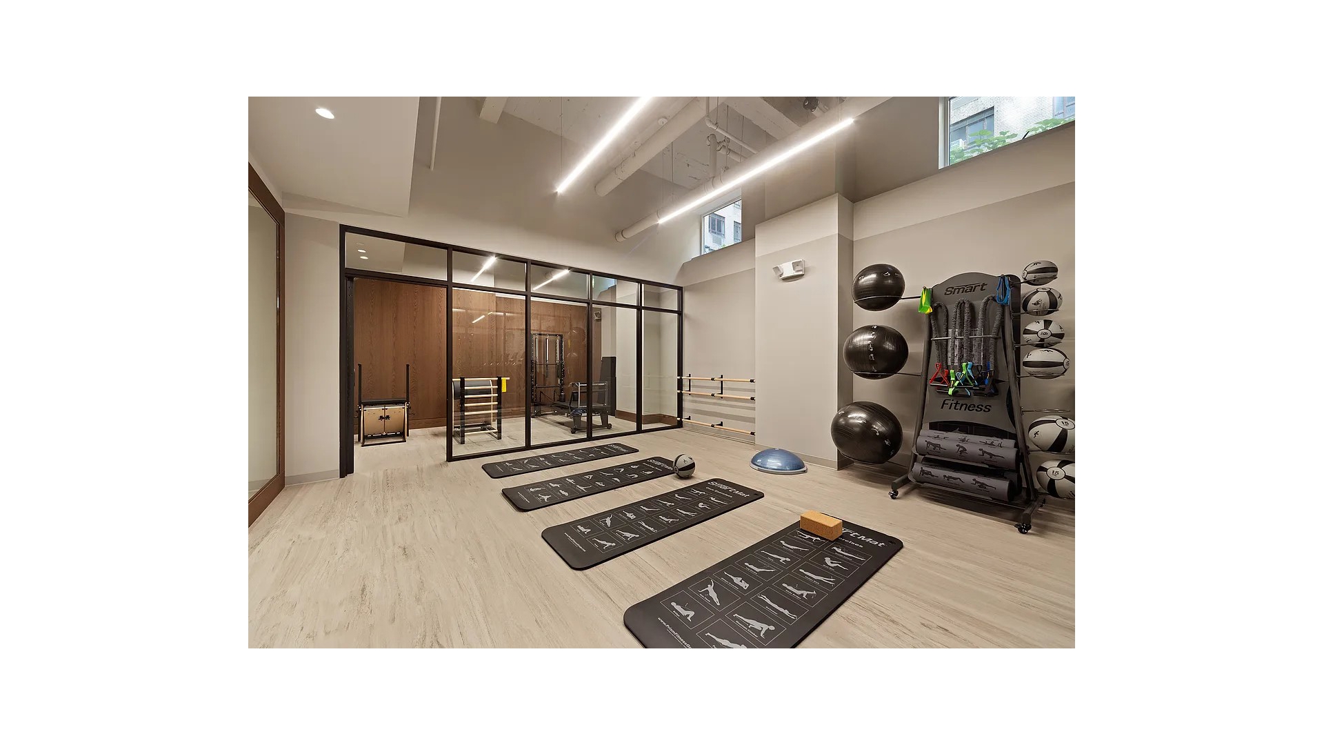 #12 photo, 25 CENTRAL Park W, Lincoln Square , NY 10023