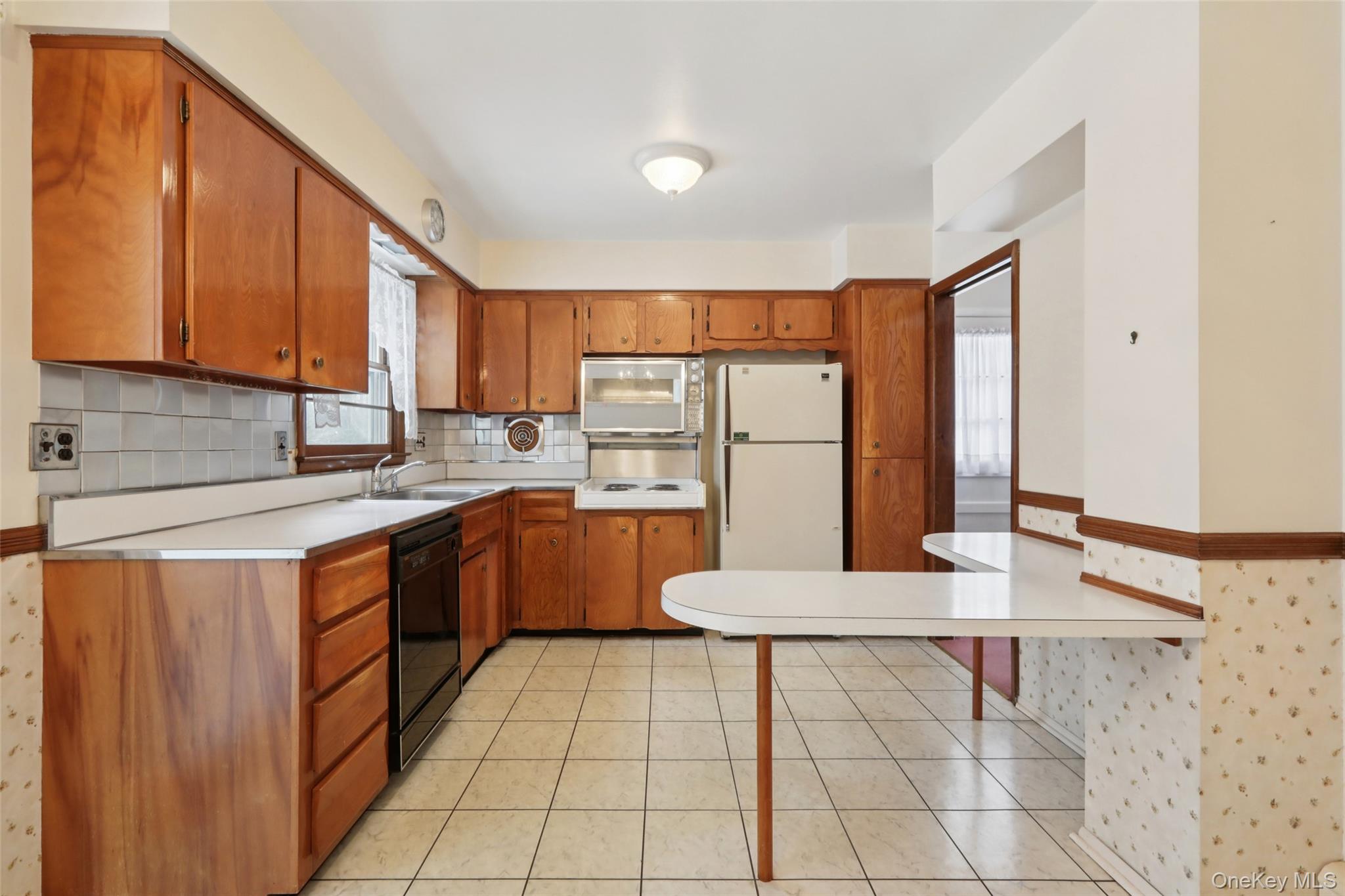 #14 photo, 12 Jane Street, Tappan , NY 10983