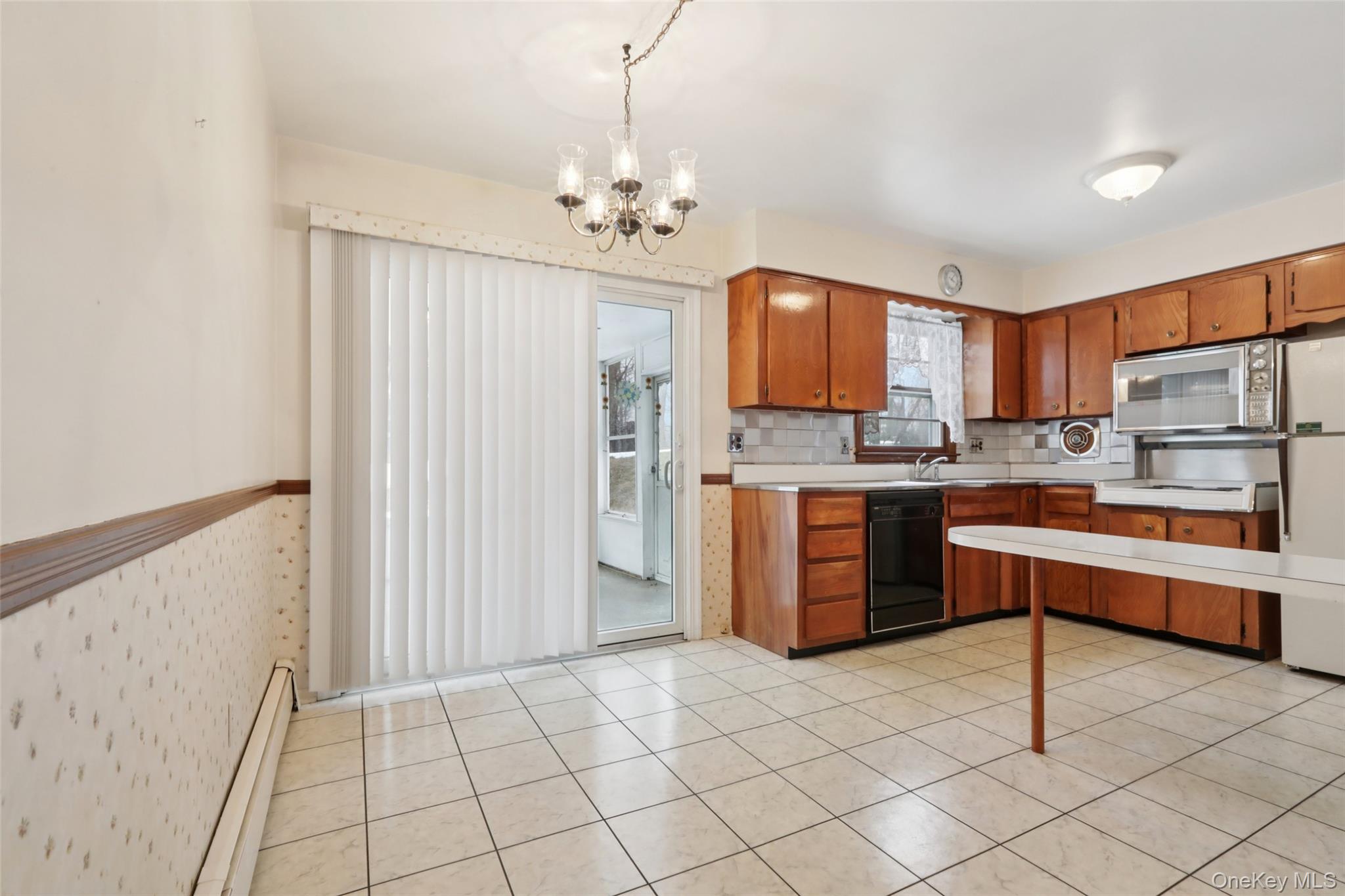 #16 photo, 12 Jane Street, Tappan , NY 10983