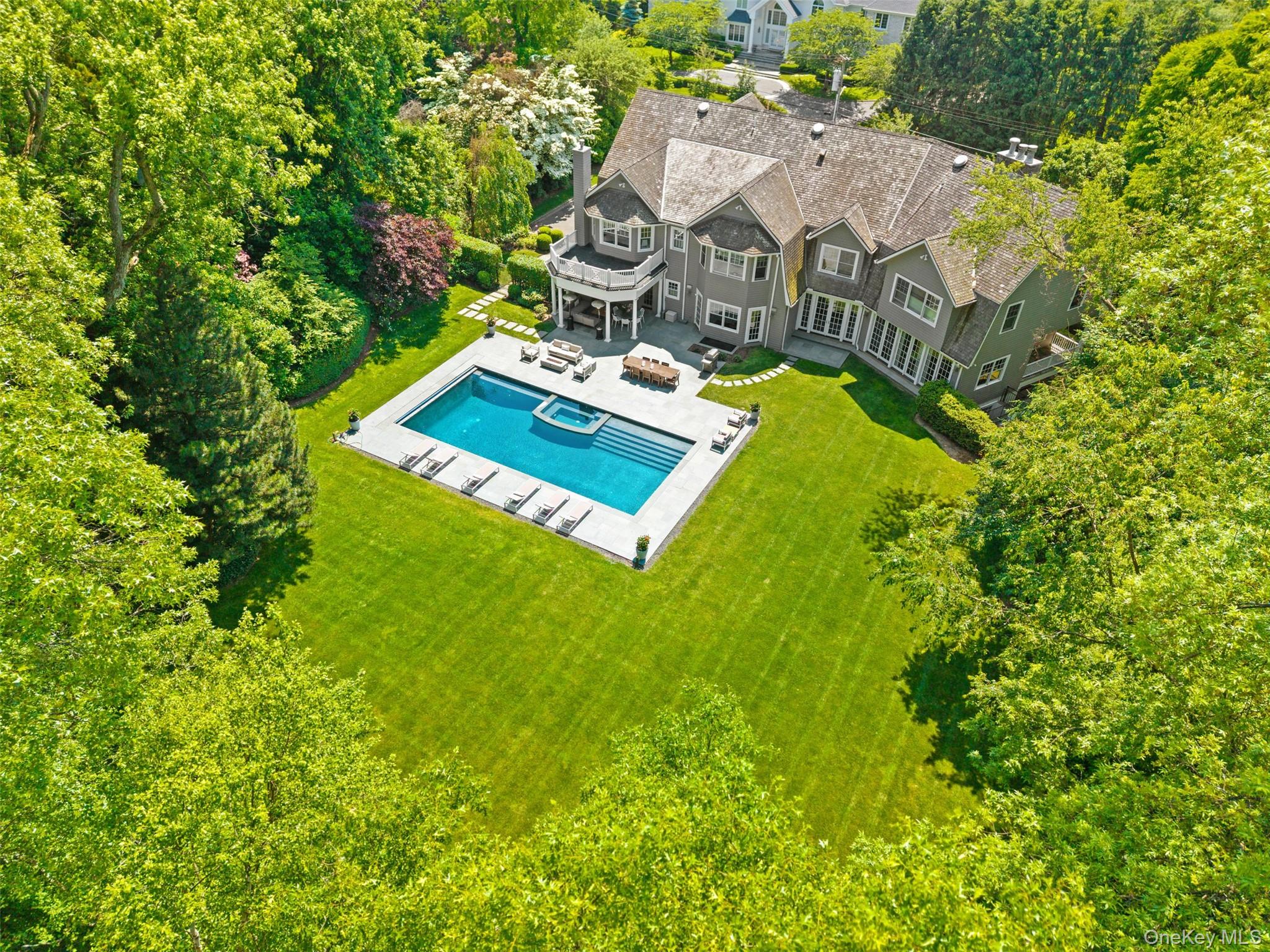 #3 photo, 35 Eton Road, Scarsdale , NY 10583