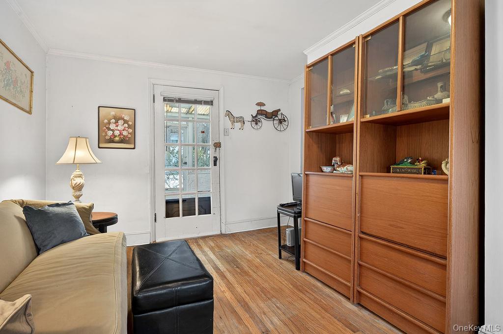 #10 photo, 21 Lawrence Place, Pelham , NY 10803