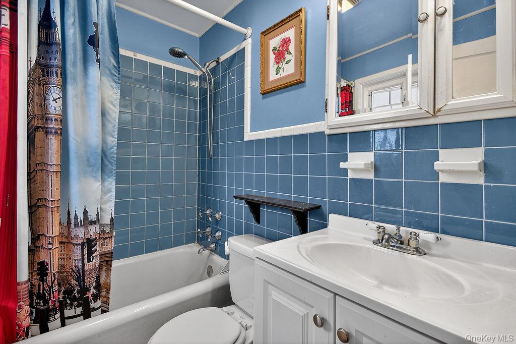 #16 photo, 21 Lawrence Place, Pelham , NY 10803