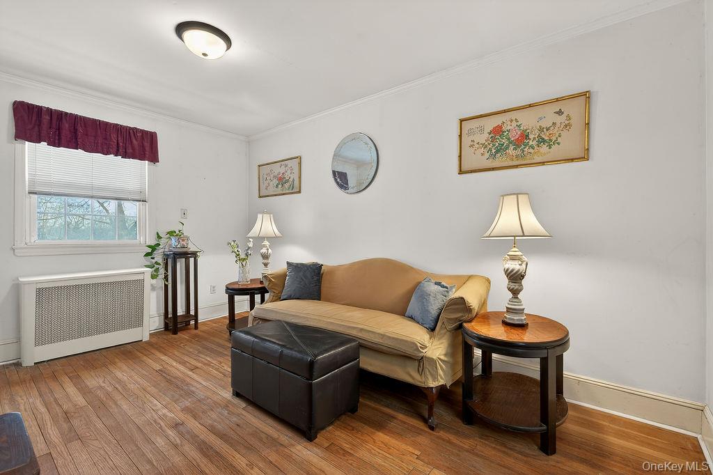 #9 photo, 21 Lawrence Place, Pelham , NY 10803