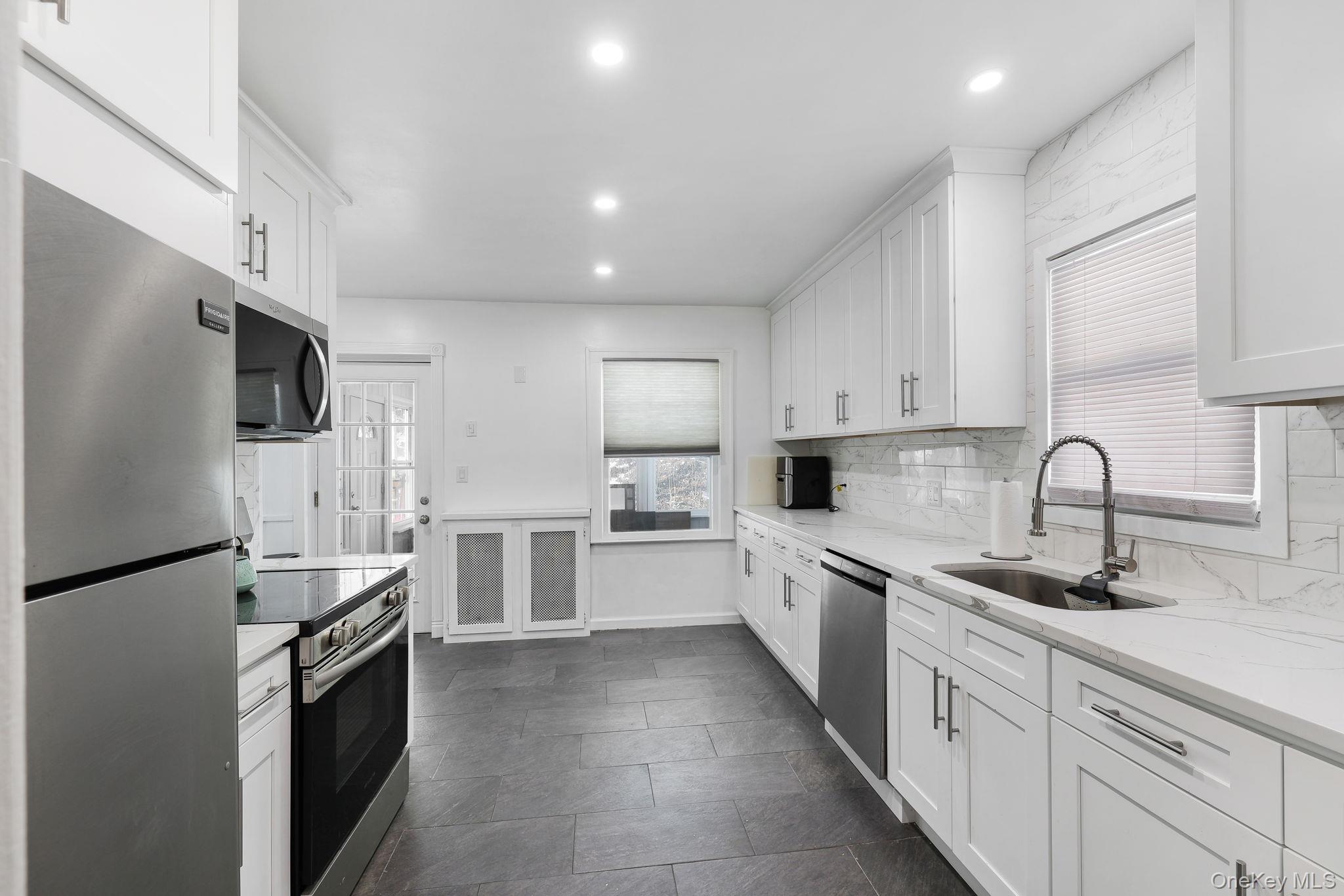 #2 photo, 31 Hudson Street, Chester , NY 10918