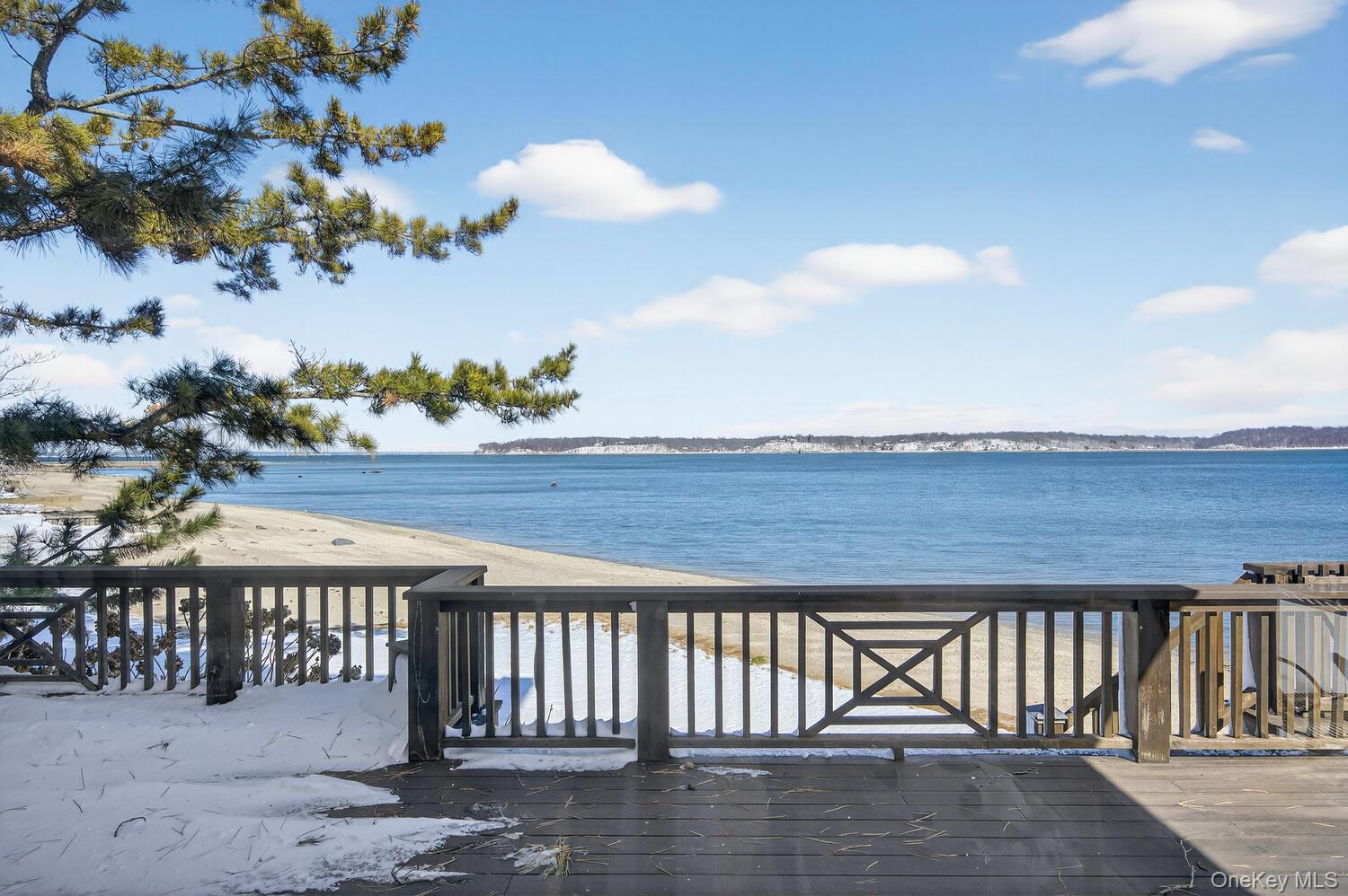 #14 photo, 336 Mariposa Drive, Oyster Bay , NY 11771