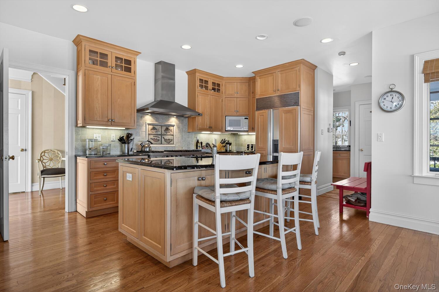 #16 photo, 336 Mariposa Drive, Oyster Bay , NY 11771