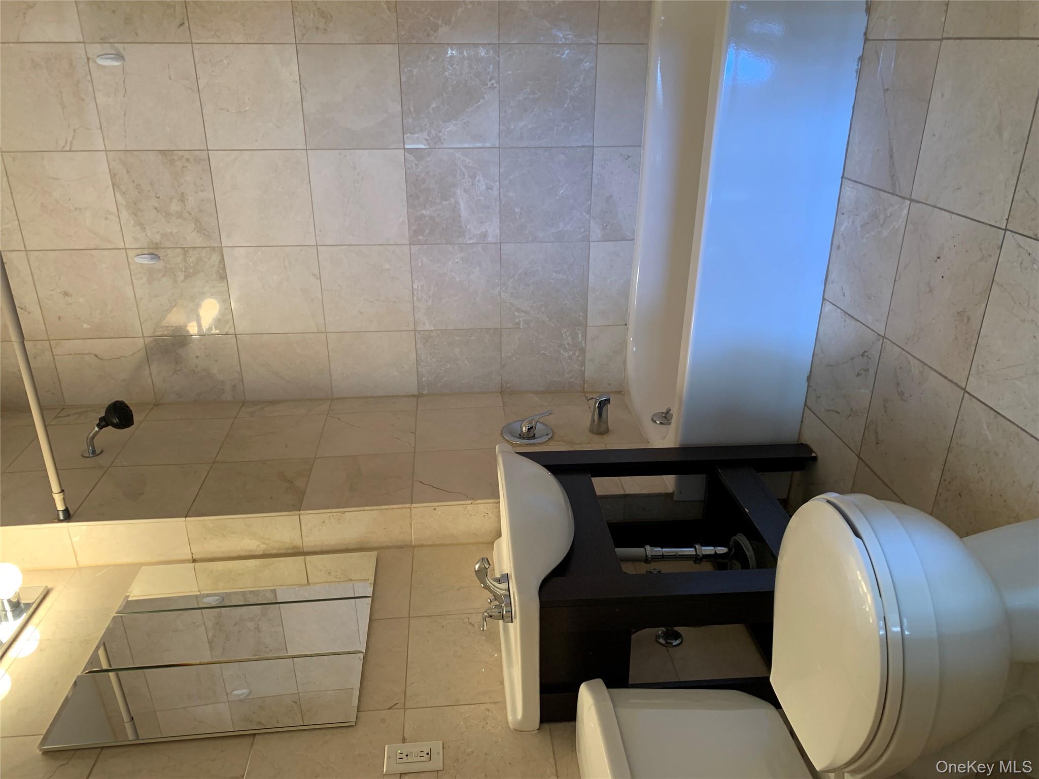 #6 photo, 82-65 116th Street, Richmond Hill North , NY 11418