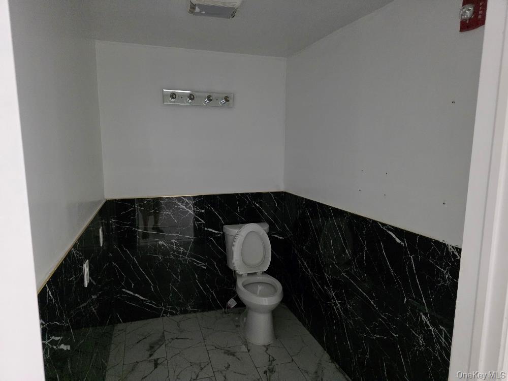 #11 photo, 983-985 CHURCH STREET, Baldwin , NY 11510