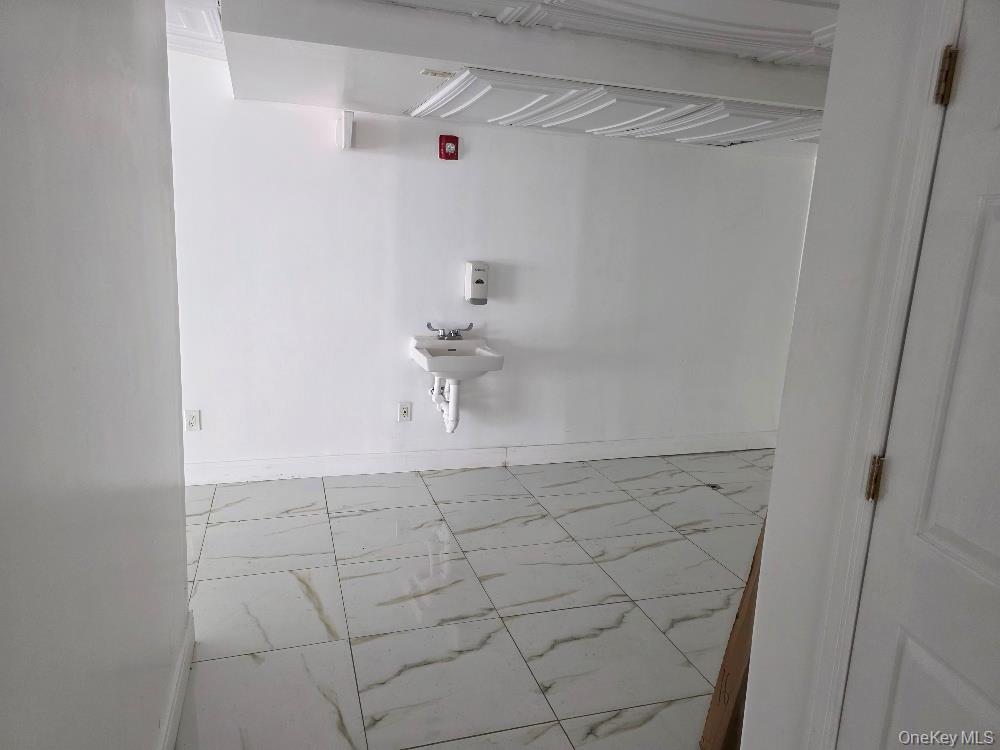 #6 photo, 983-985 CHURCH STREET, Baldwin , NY 11510