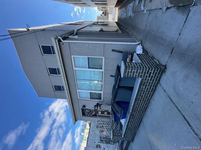 #1 photo, 7836 69th Avenue, 뉴욕퀸즈 Middle Village , NY 11379