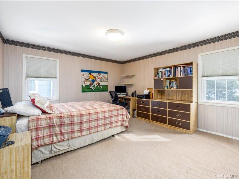 #14 photo, 16 Wright Road, নাসাউ কাউন্টি Rockville Centre , NY 11570