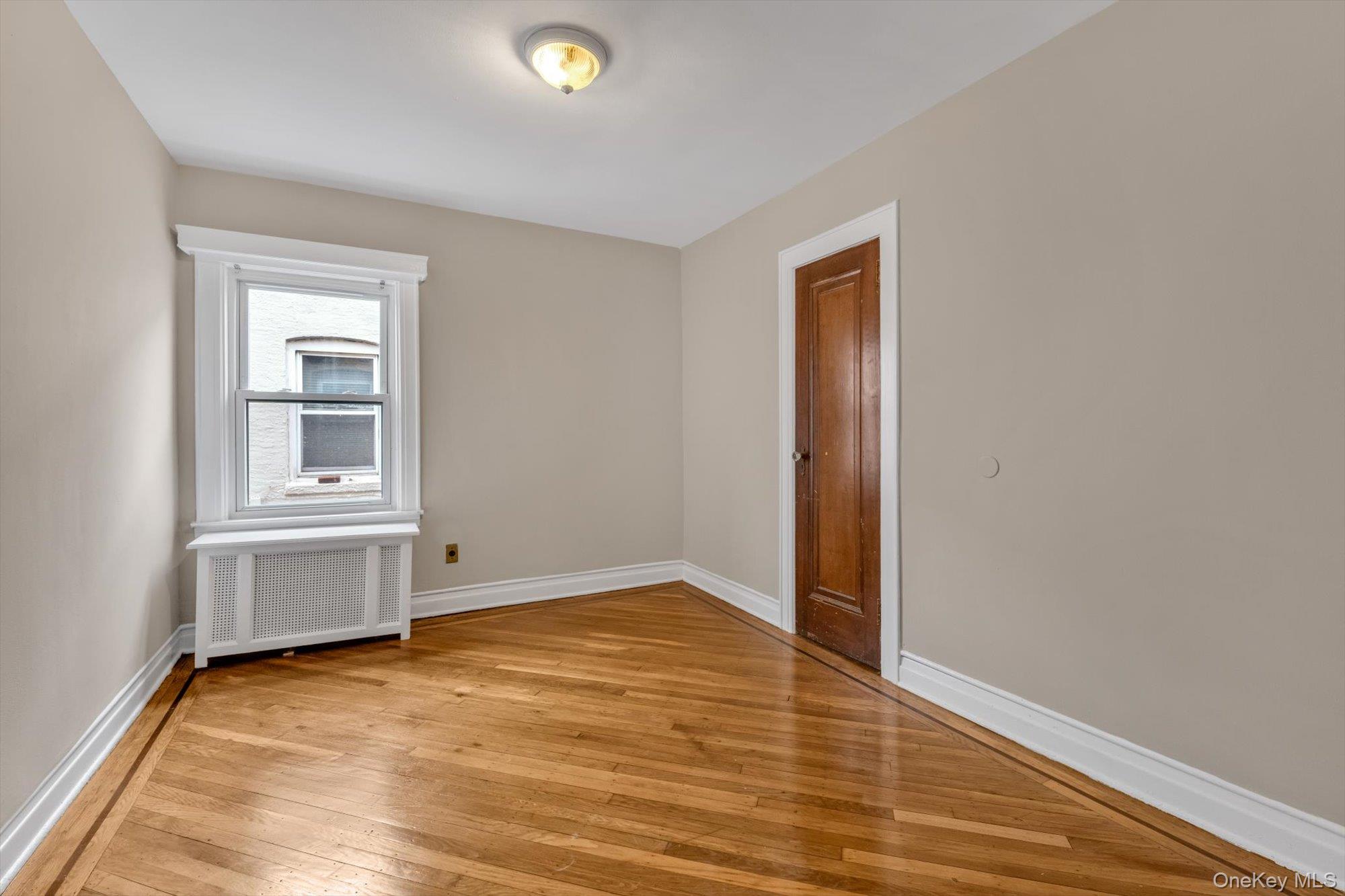 #11 photo, 205-22 112th Avenue, 뉴욕퀸즈 Saint Albans , NY 11412